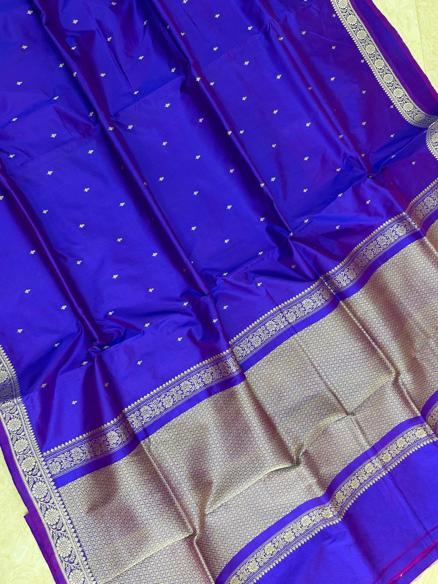 Pure Katan Silk Handloom Banarasi Saree - Chunri Buti