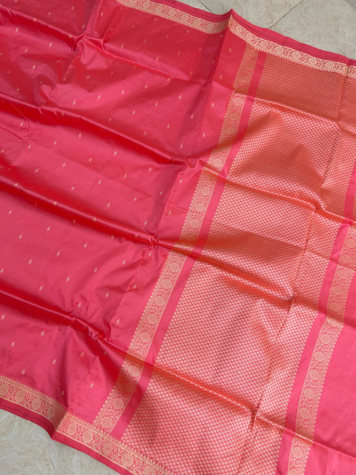 Pure Katan Silk Handloom Banarasi Saree - Chunri Buti