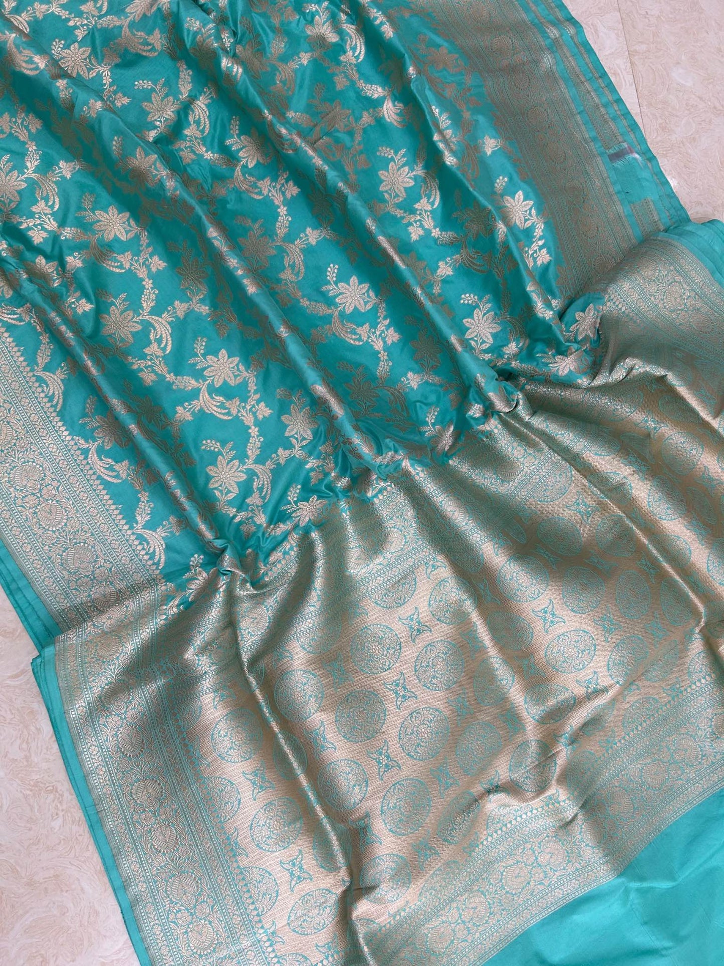 Pure Katan Silk Handloom Banarasi Saree - Jaal work