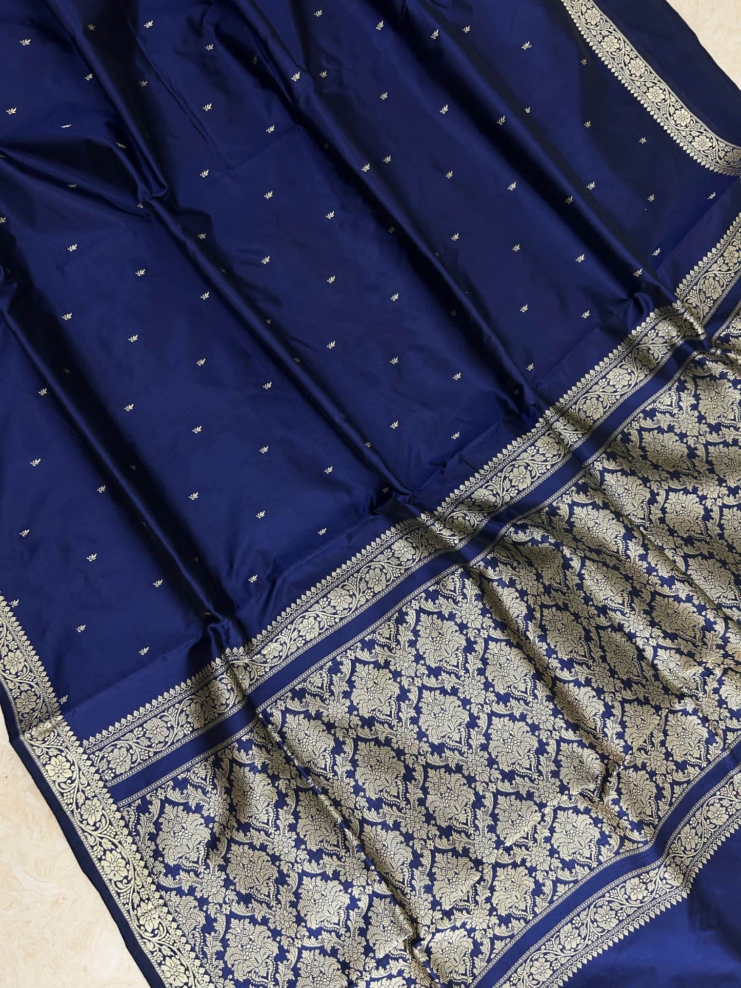 Pure Katan Silk Handloom Banarasi Saree - Chunri Buti