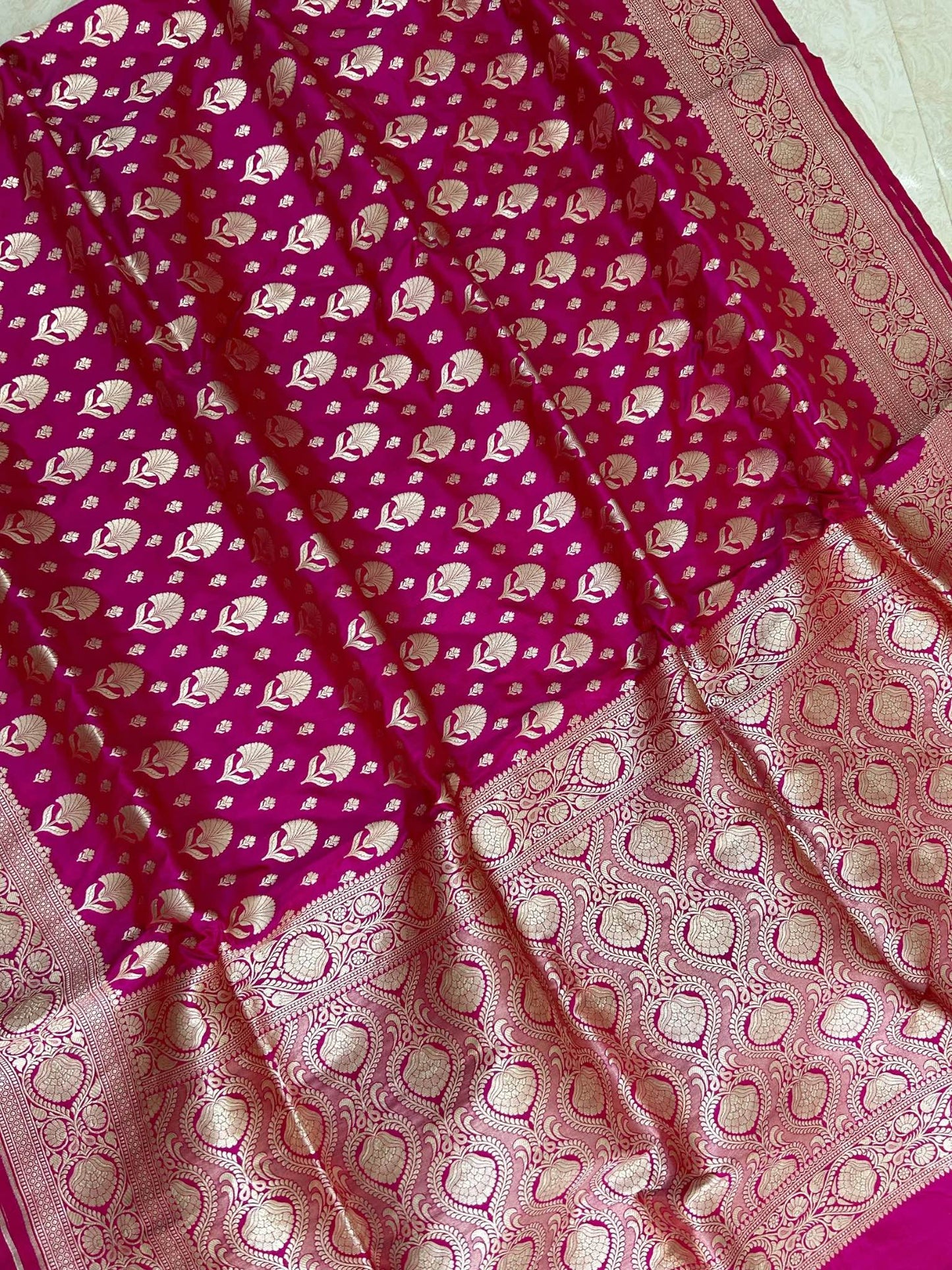 Pure Katan Silk Handloom Banarasi Saree - Jaal work