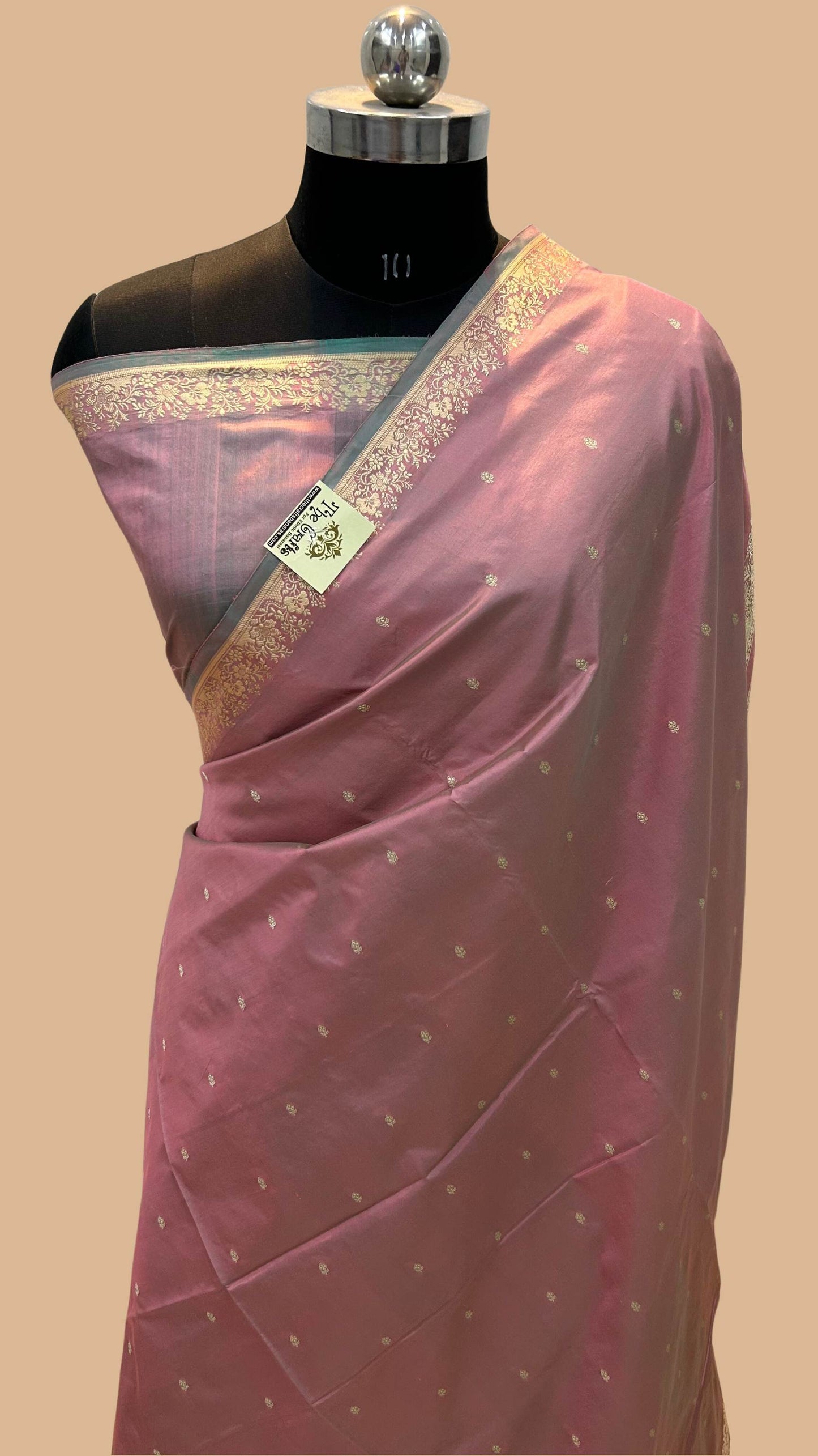 Pure Katan Silk Handloom Banarasi Saree - Chunri Buti