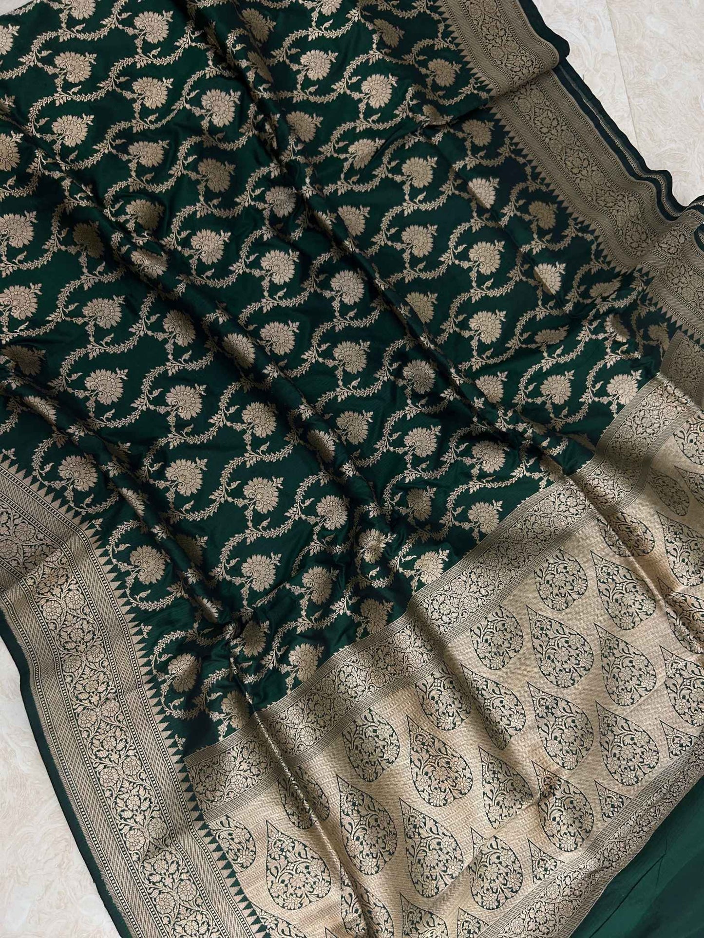 Pure Katan Silk Handloom Banarasi Saree - Jaal work