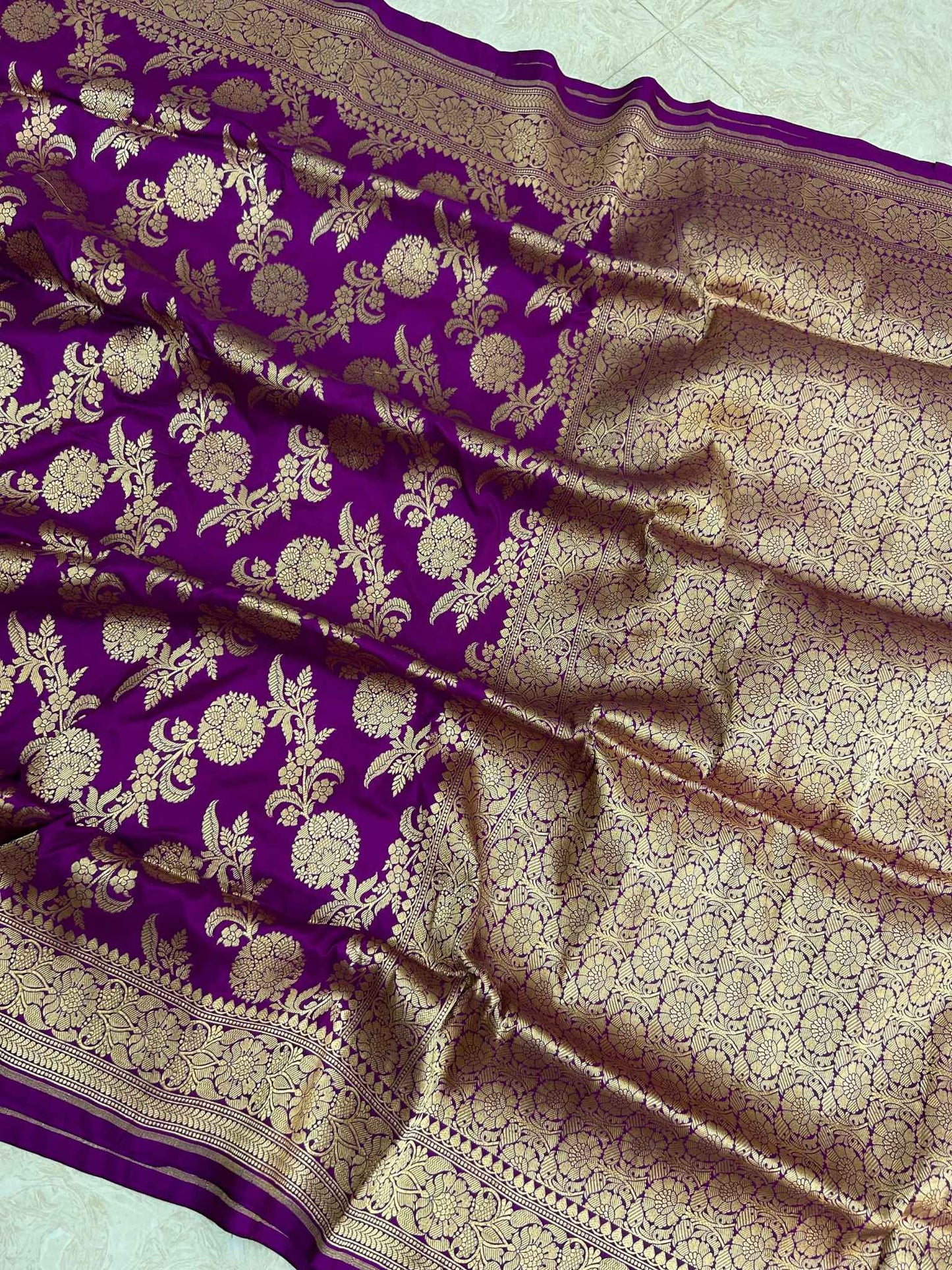 Pure Katan Silk Handloom Banarasi Saree - Jaal work