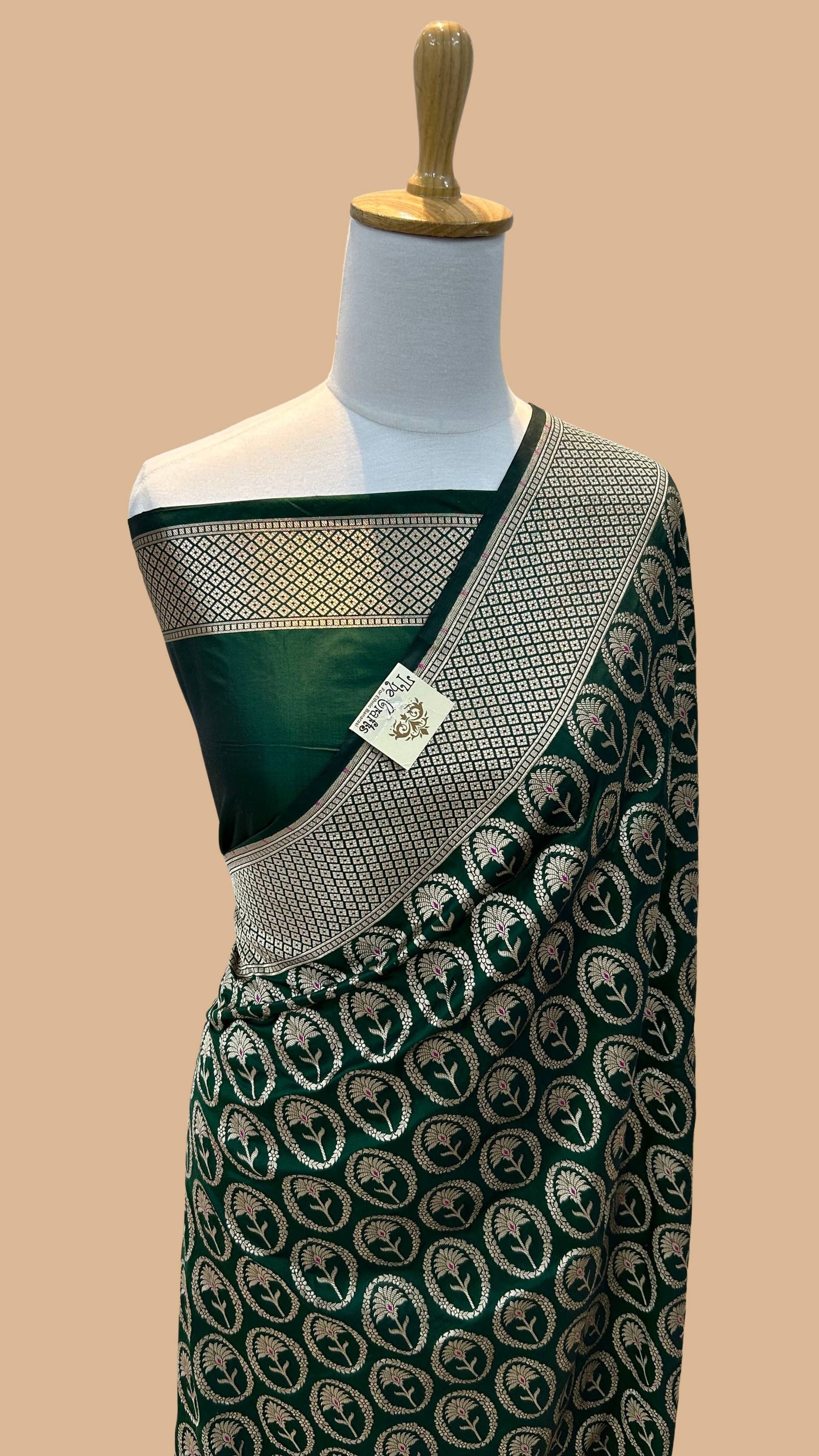 Pure Katan Silk Handloom Banarasi Saree - All over jaal work with meenakari