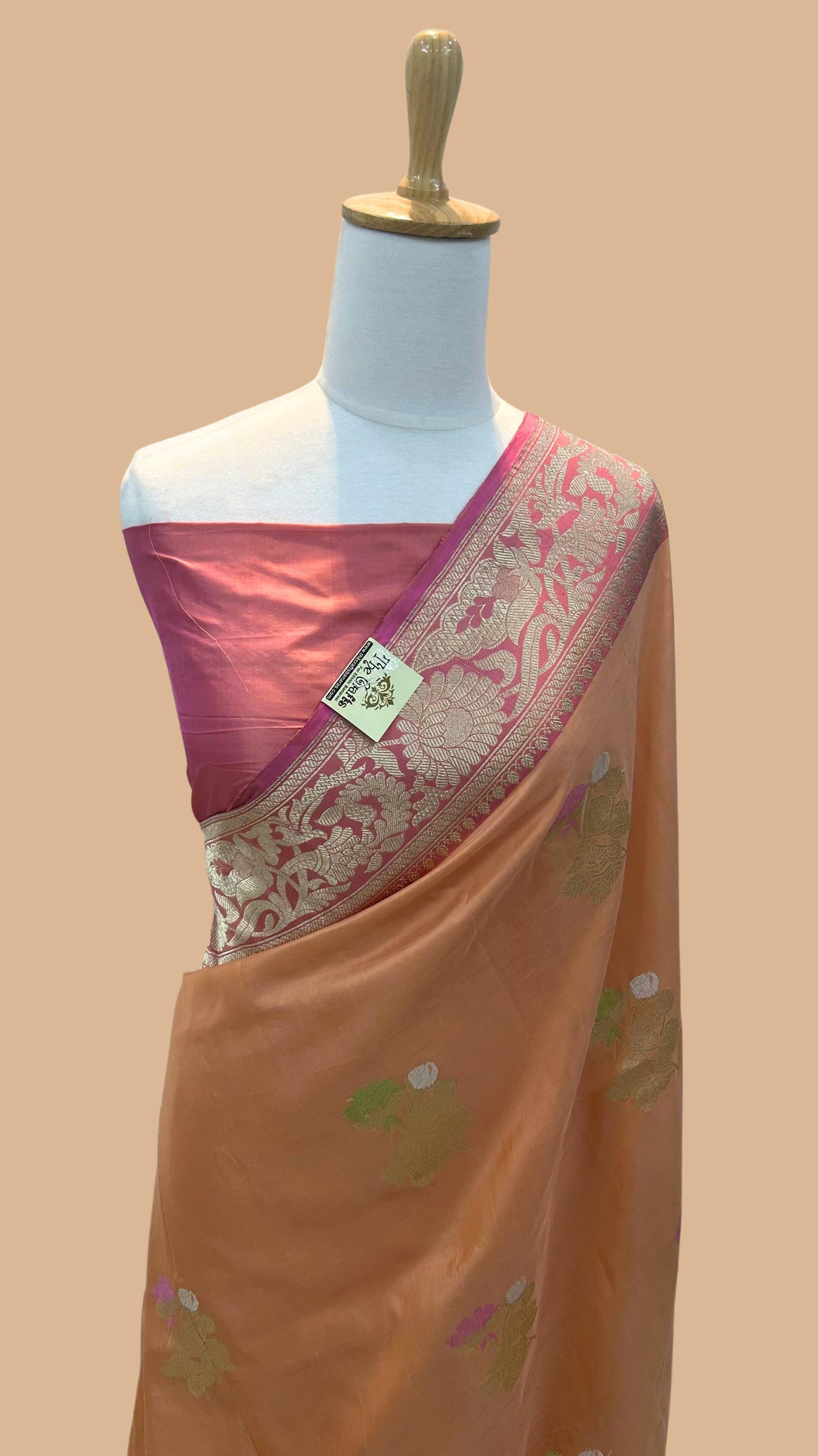 Pure Katan Silk Handloom Banarasi Saree - with kadhua border & meena