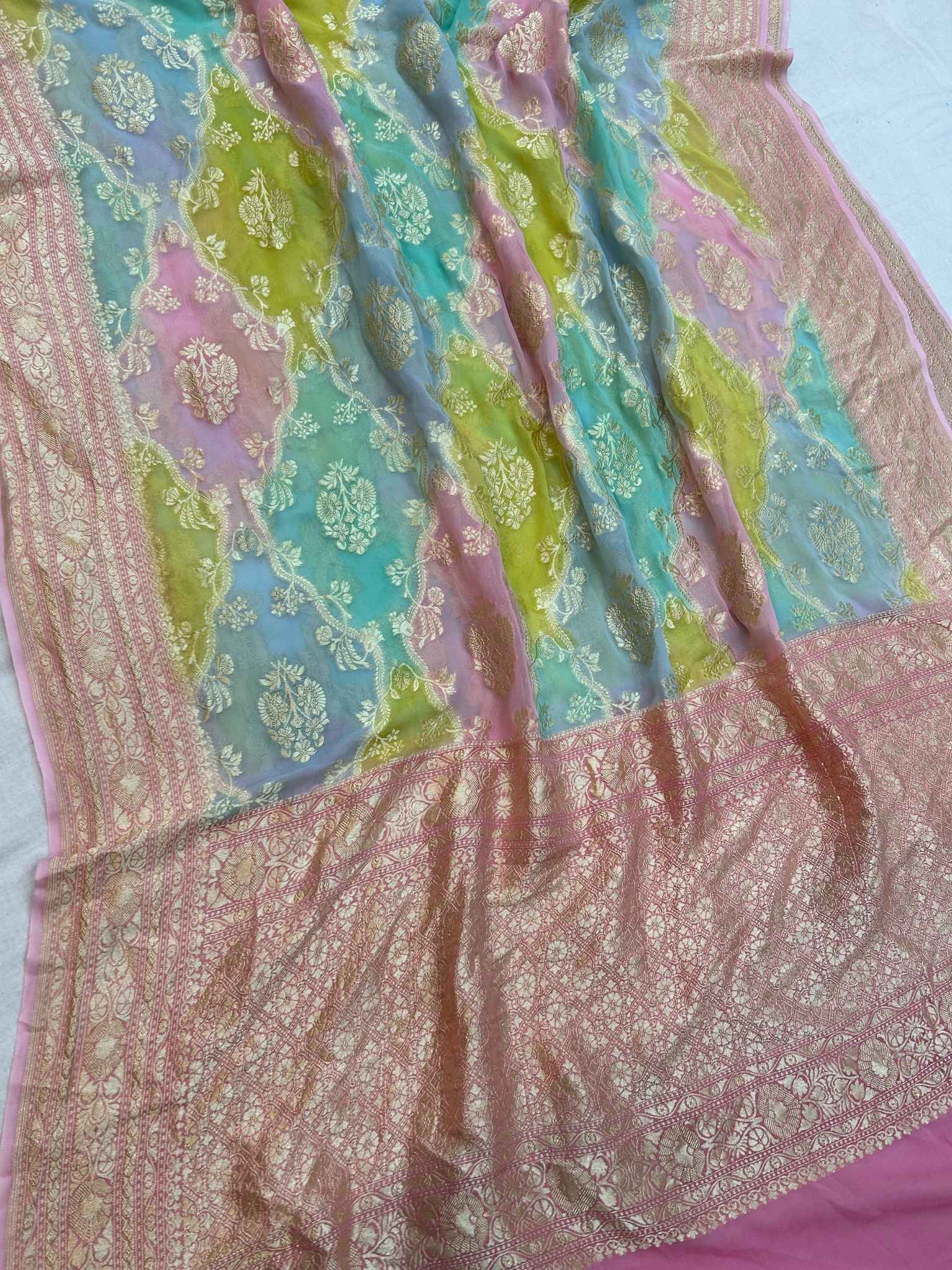 Khaddi Georgette Handloom Banarasi Saree