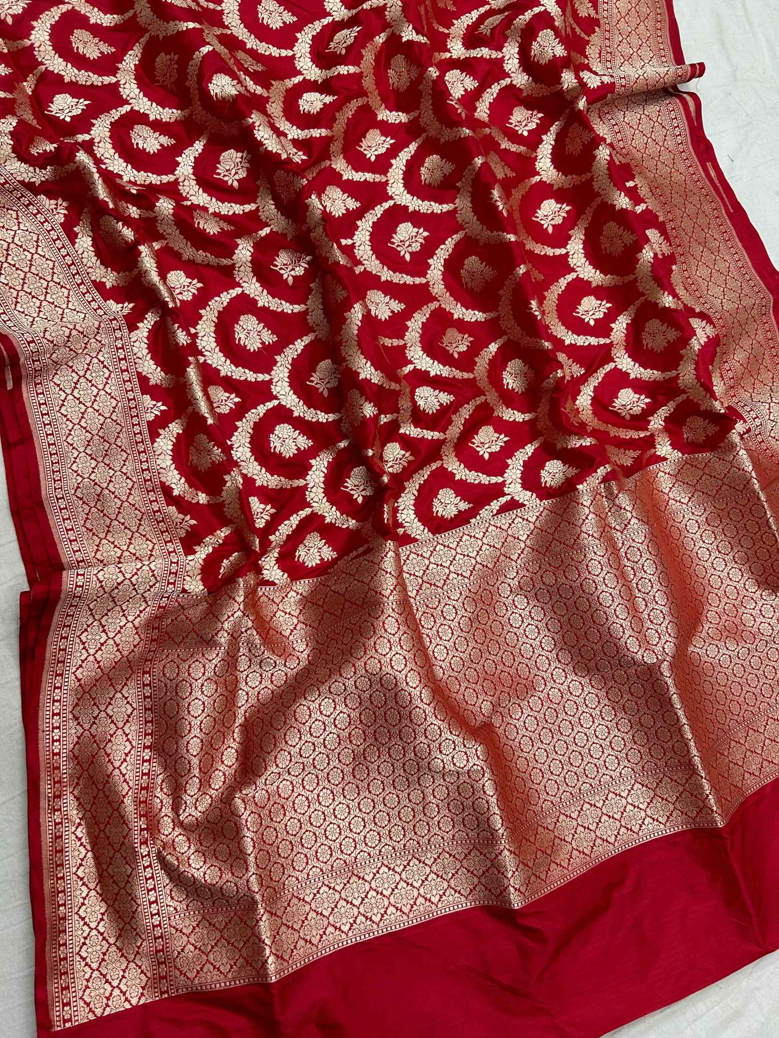Pure Katan Silk Handloom Banarasi Saree - Jaal work