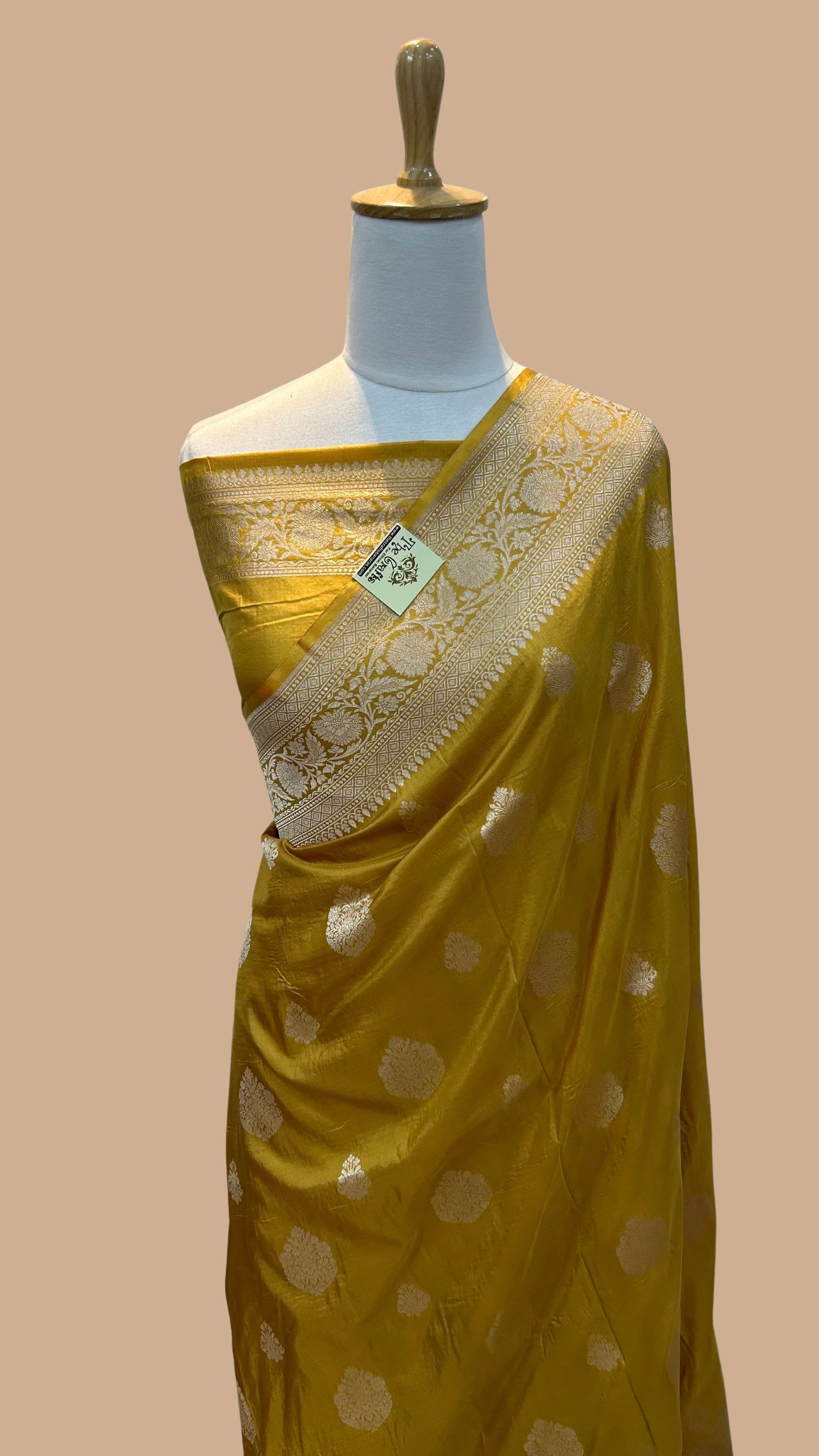 Pure Katan Silk Handloom Banarasi Saree - Jaal work
