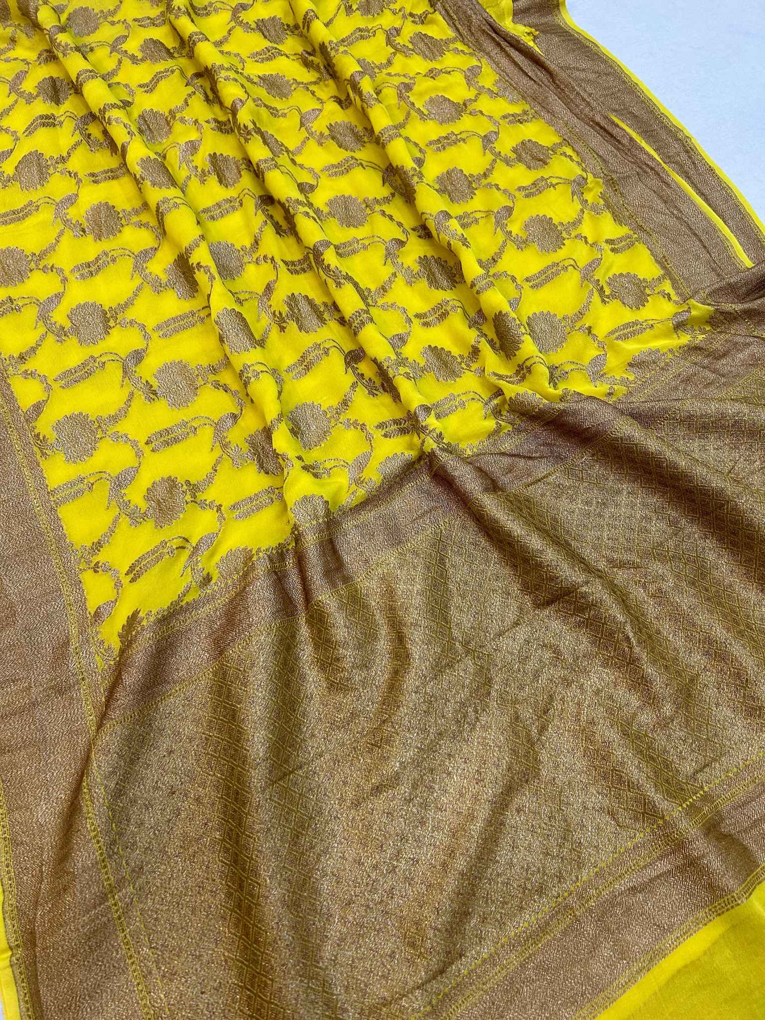 Khaddi Georgette Banarasi Saree - Antique Zari