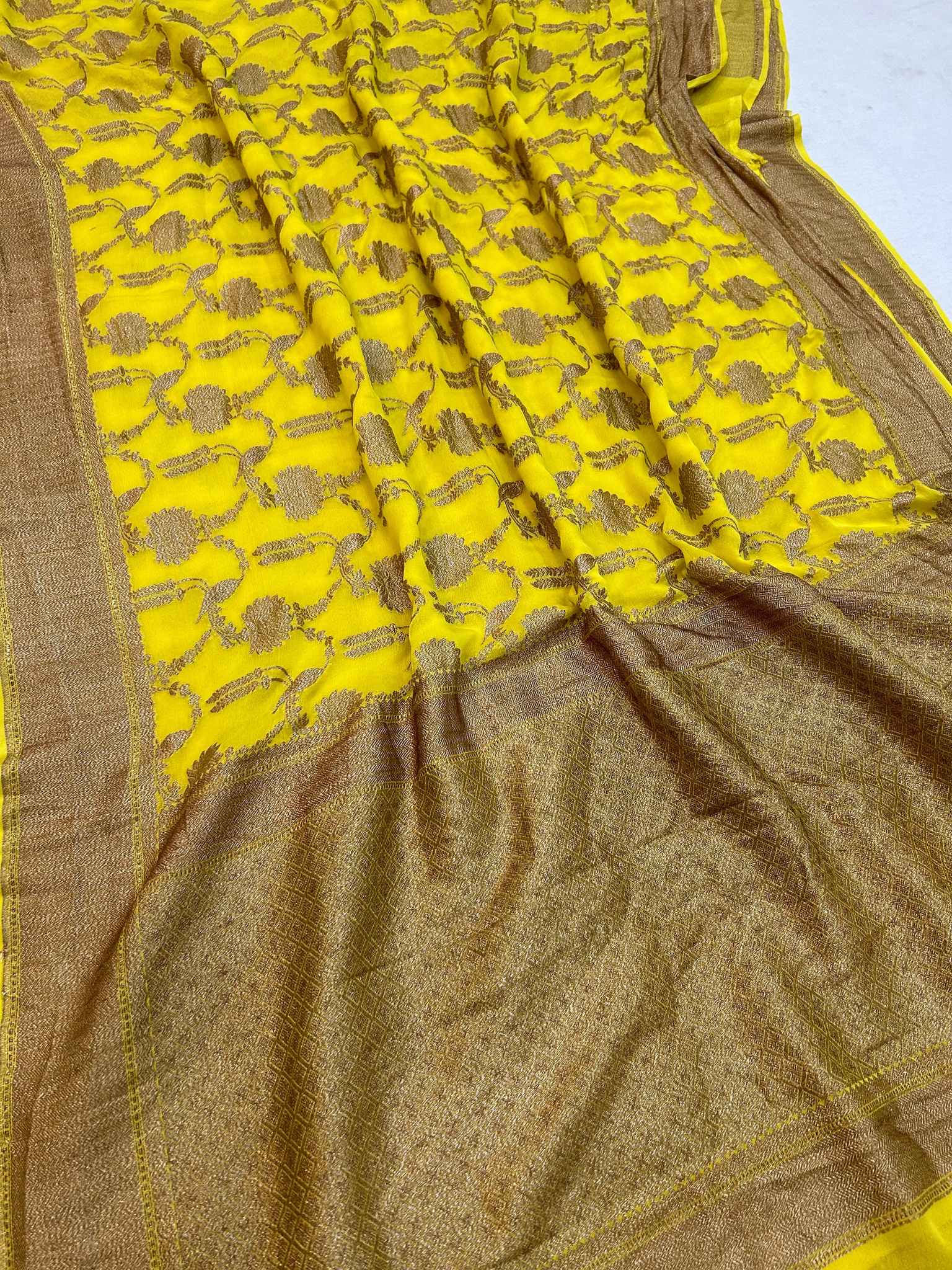 Khaddi Georgette Banarasi Saree - Antique Zari