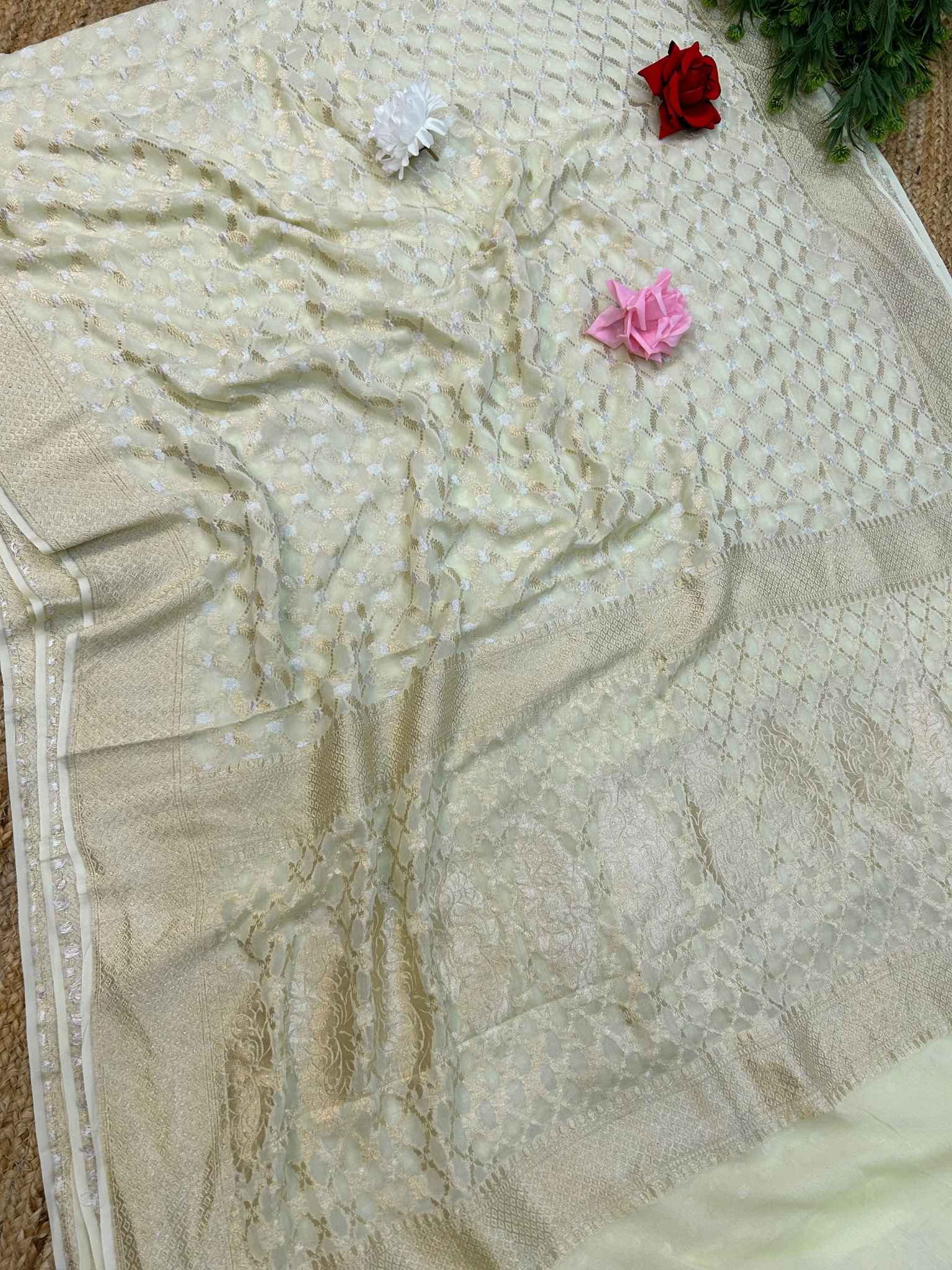 Pure Crepe Georgette Banarasi Saree - Antique Zari