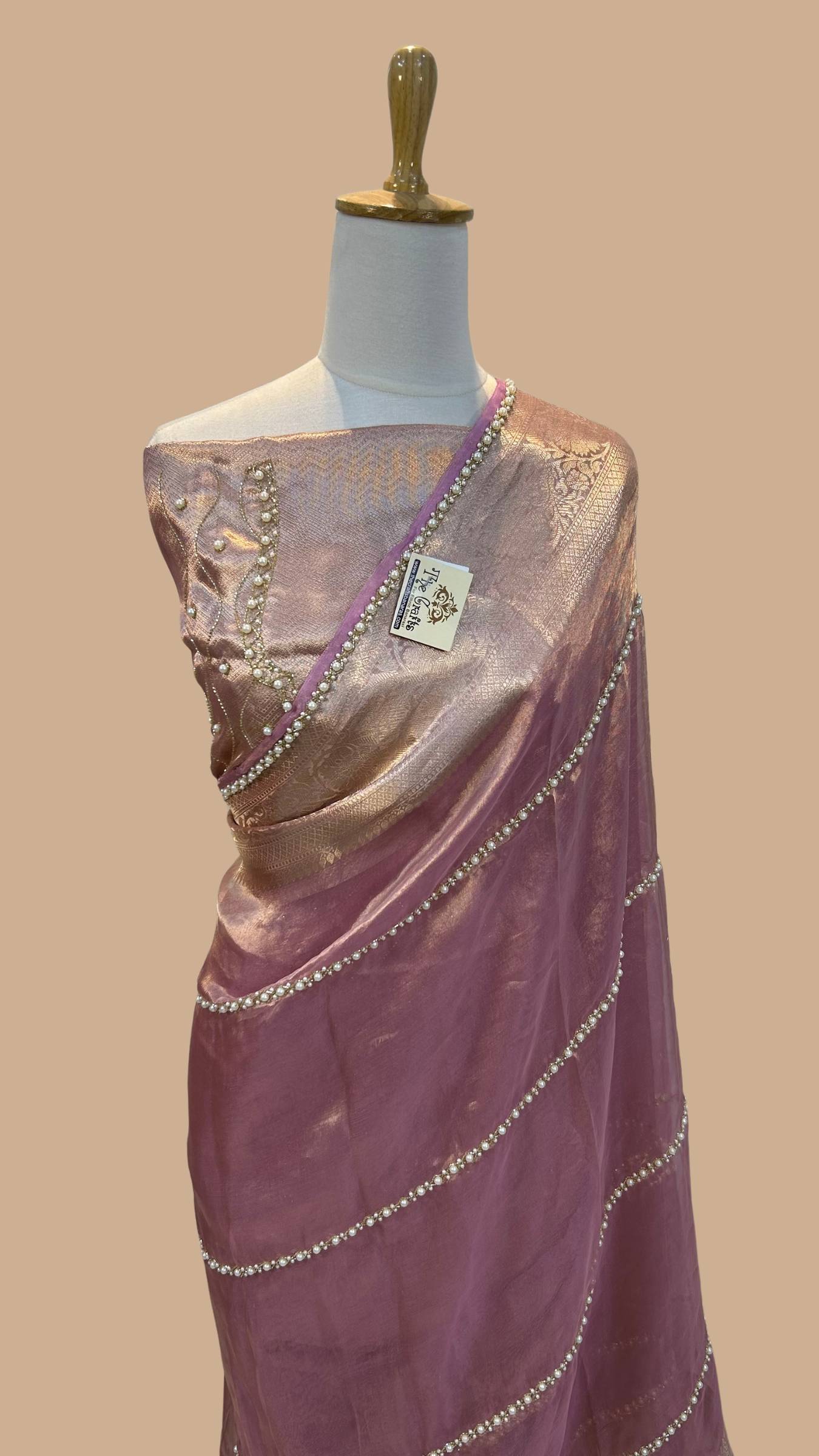 Pure Kora Tissue Silk Banarasi Saree - hanwork motifs