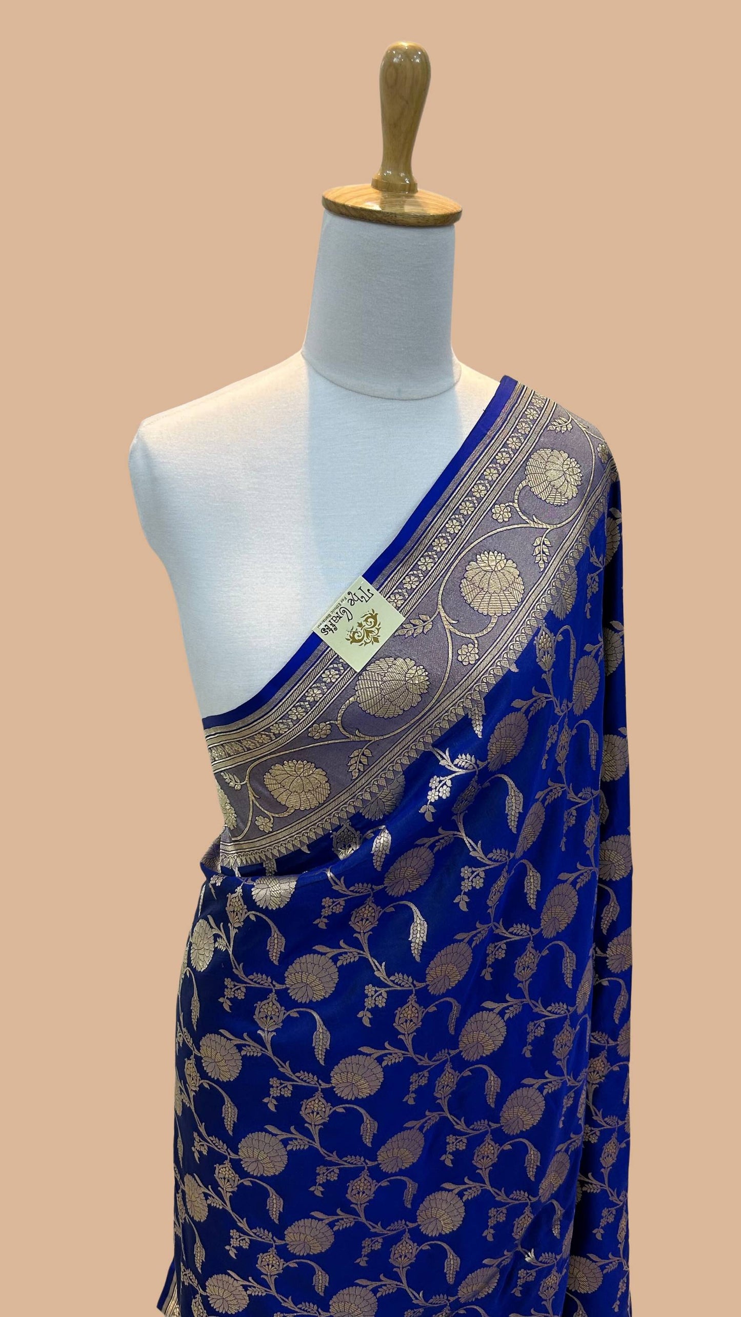 Pure Katan Silk Handloom Banarasi Saree - Jaal work