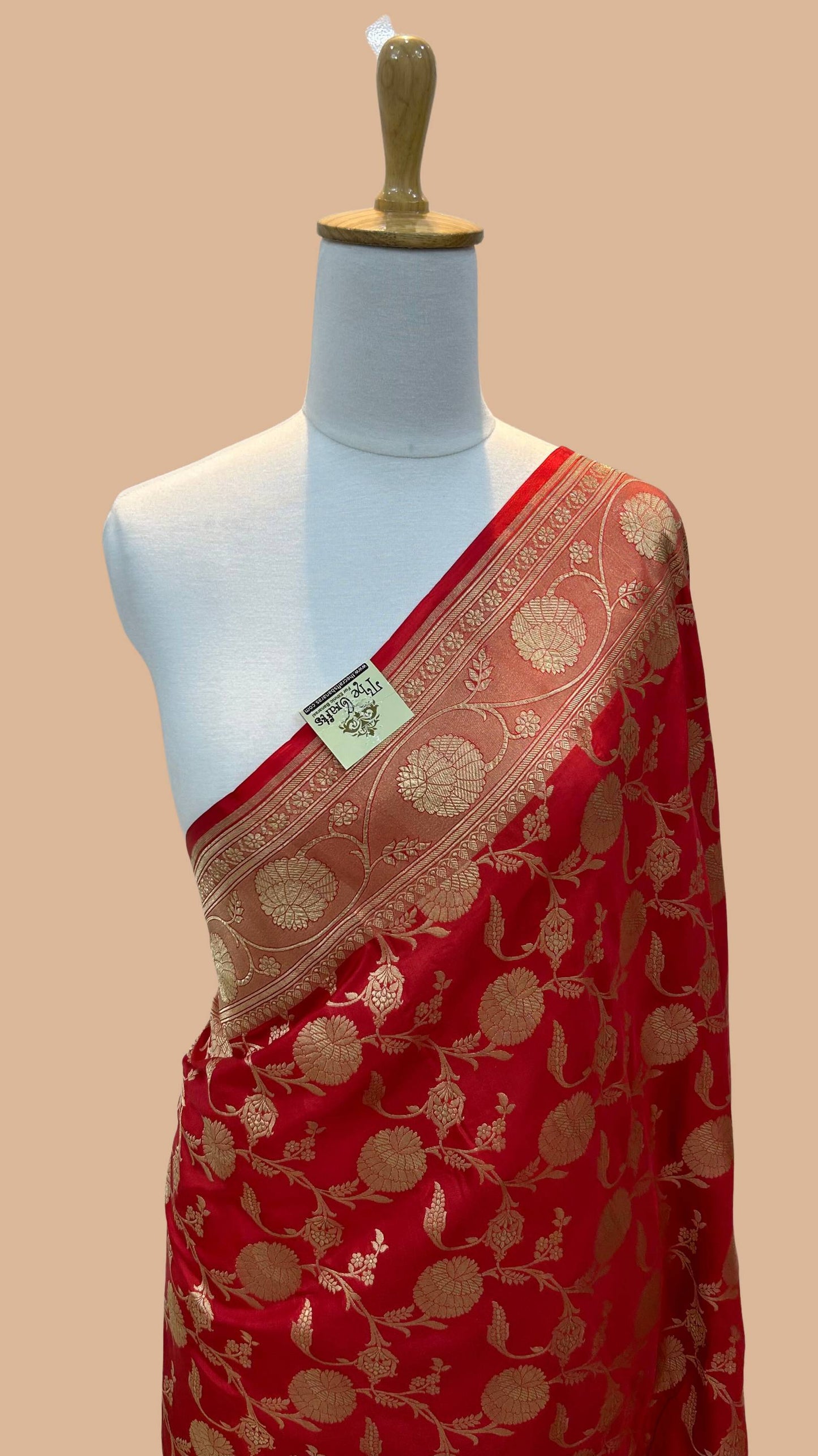 Pure Katan Silk Handloom Banarasi Saree - Jaal work