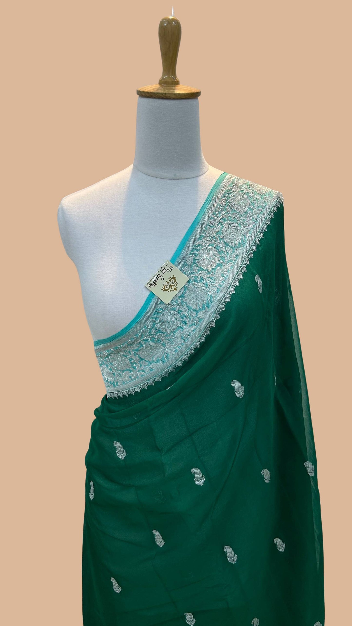 Pure Georgette Banarasi Handloom Saree - Silver Zari