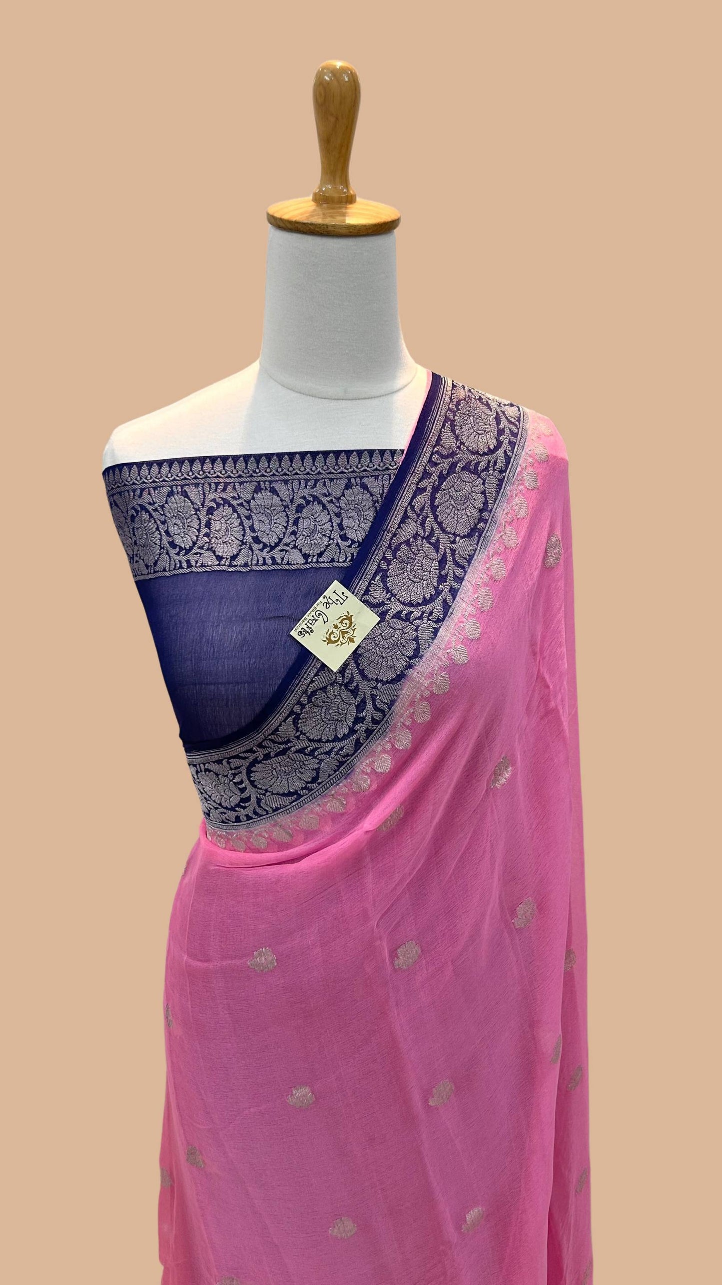Pure Handloom Georgette Banarasi Saree - Silver Zari