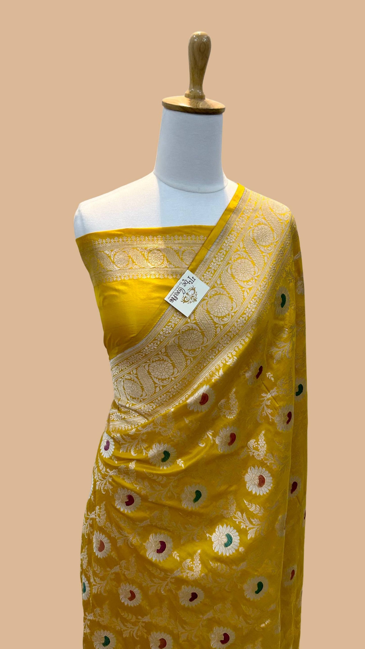 Pure Katan Silk Handloom Banarasi Saree - All over Jaal work with meenakari