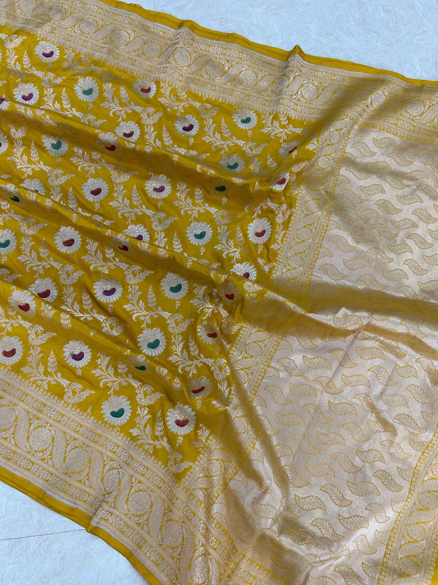 Pure Katan Silk Handloom Banarasi Saree - All over Jaal work with meenakari