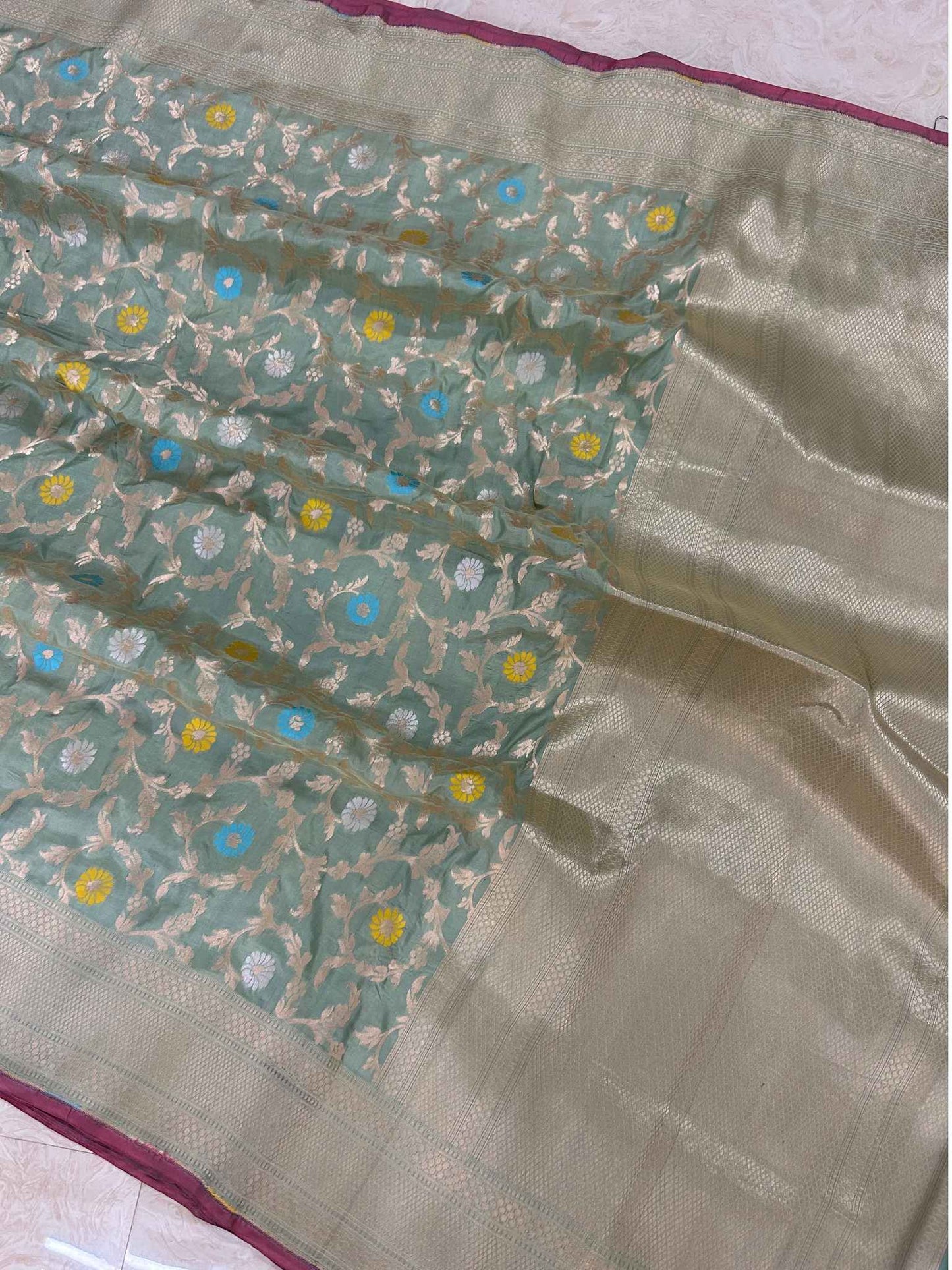 Pure Katan Silk Handloom Banarasi Saree - Jaal work with meenakari