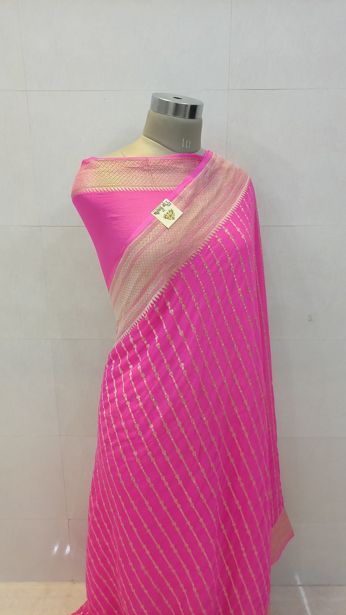Khaddi Georgette Banarasi Saree - Water Zari