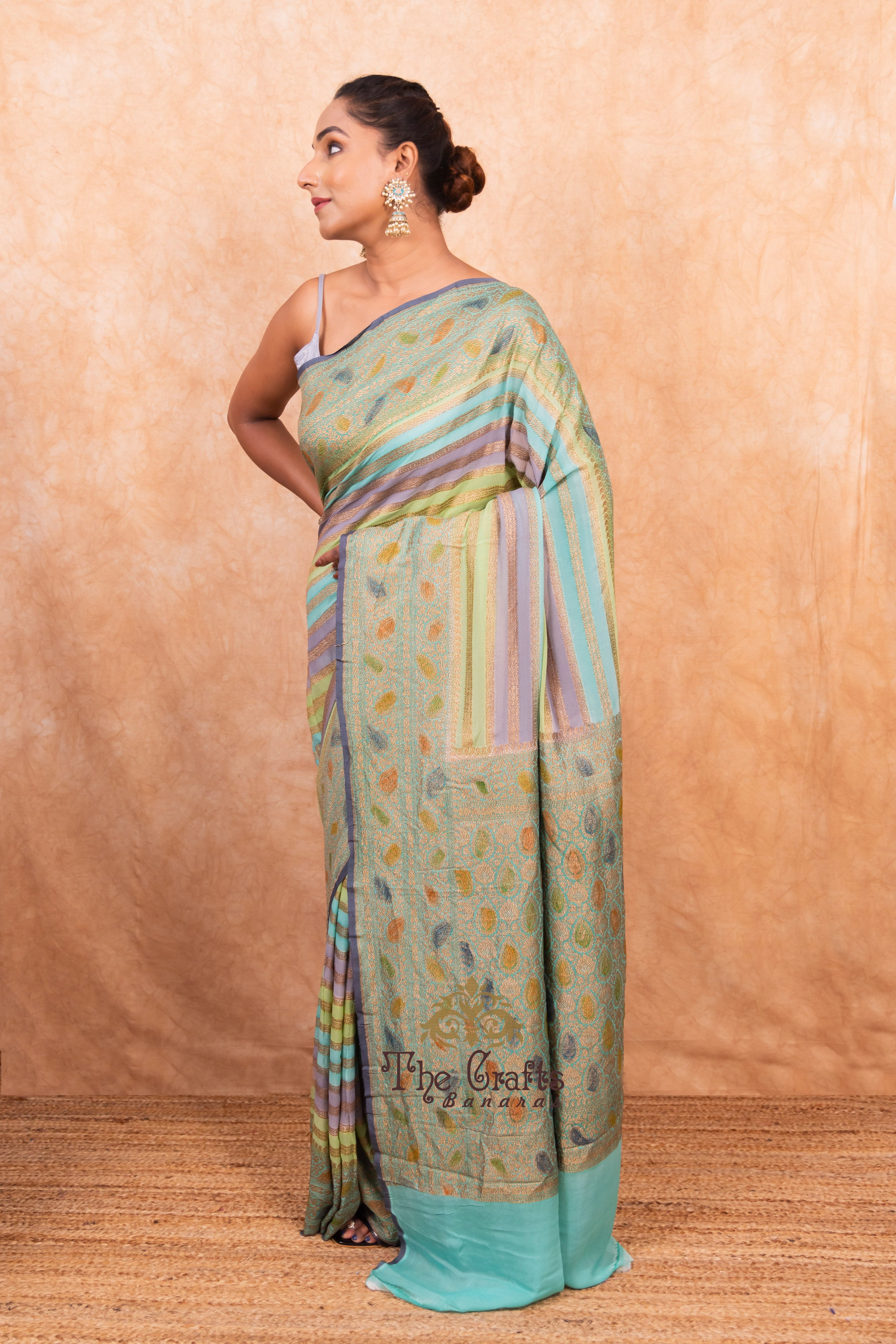 Khaddi Georgette Banarasi Saree - Antique Zari