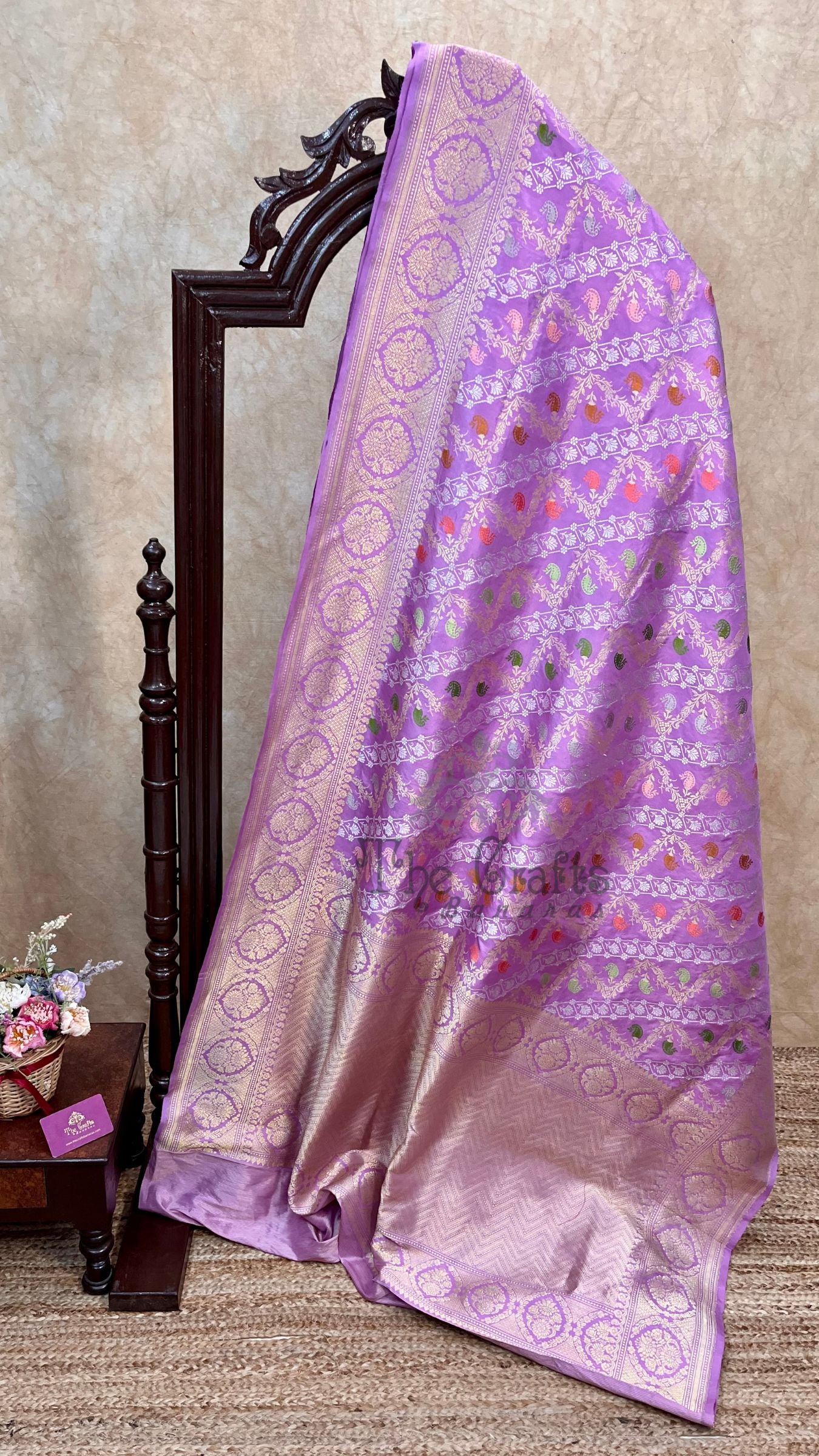 Pure Katan Silk Handloom Banarasi Saree - All Over Kadiyal Jaal Work