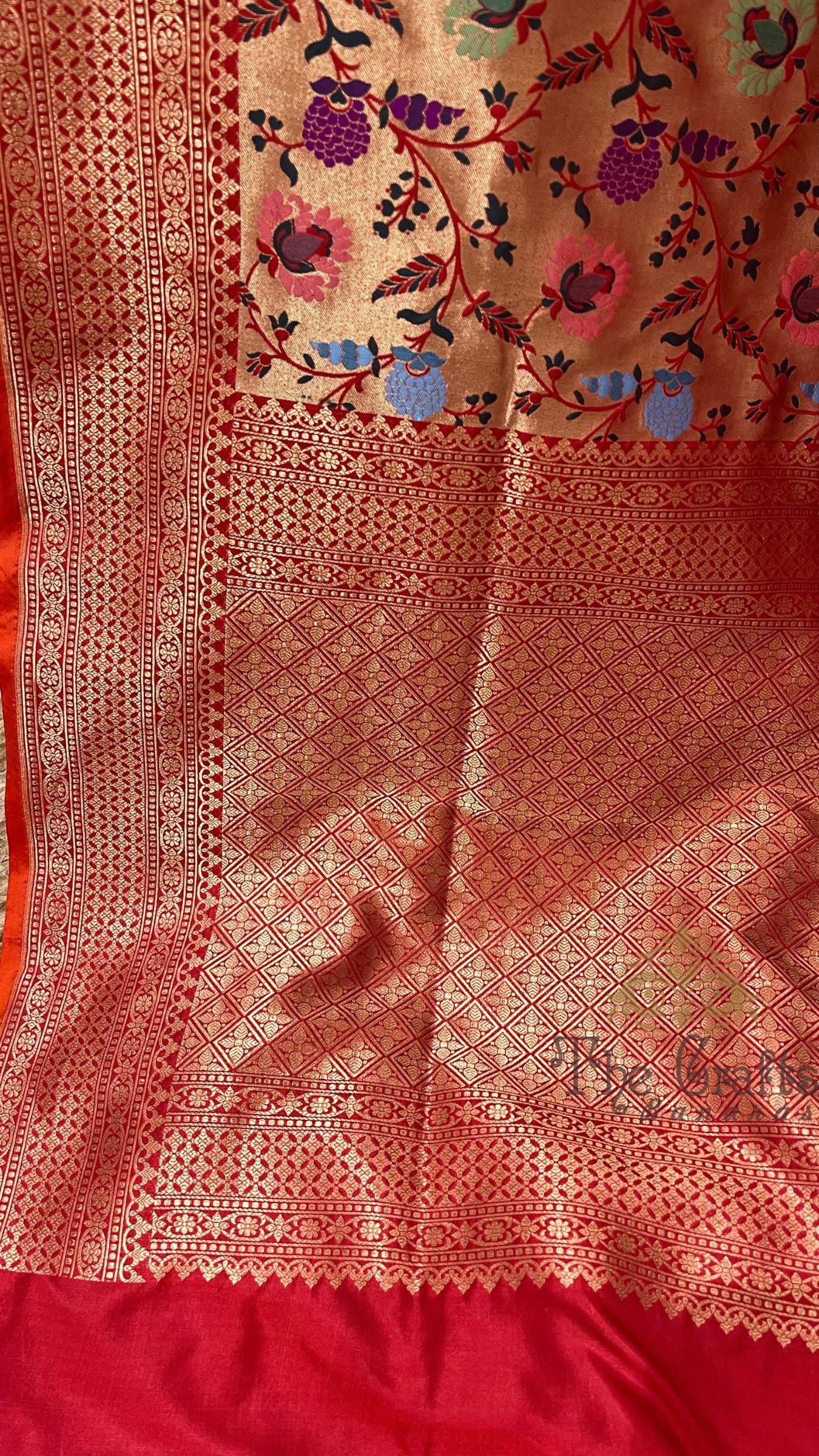 Pure Katan Silk Handloom Banarasi Saree - Tilfi Meenakari Jaal Brocade