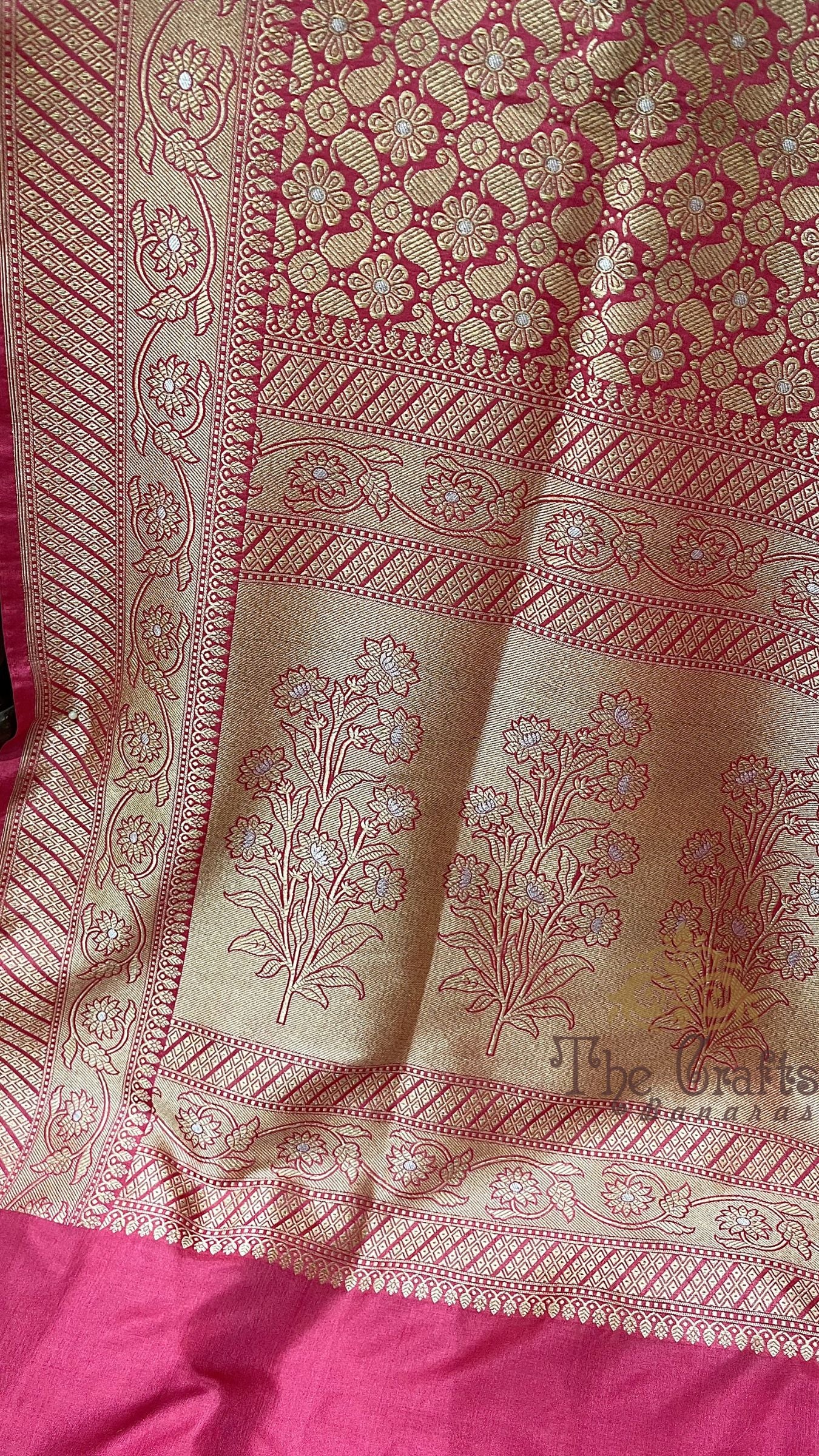 Pure Katan Silk Handloom Banarasi Saree - Tanchui Brocade Meena