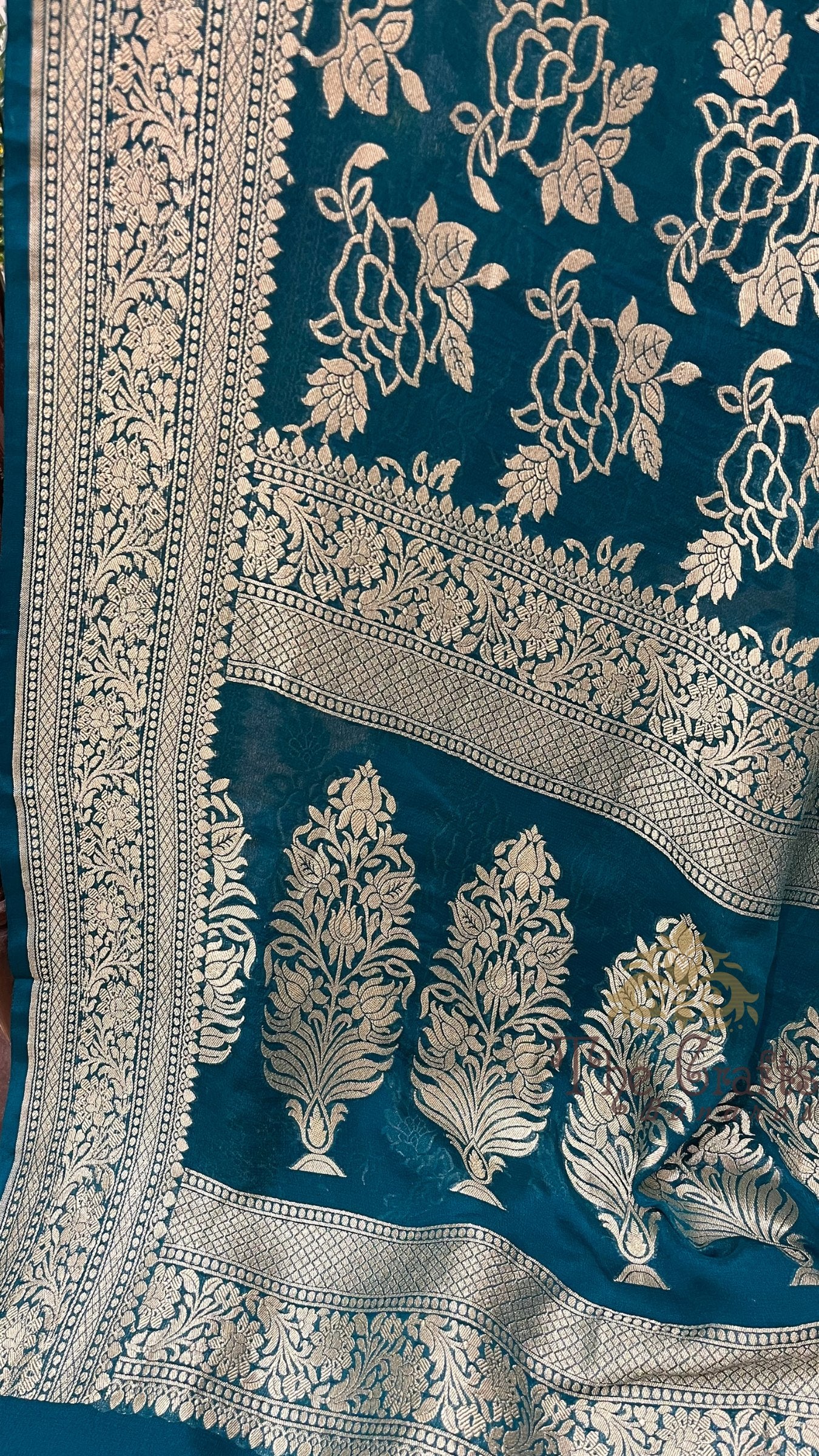 Khaddi Georgette Banarasi Saree - Gold Zari