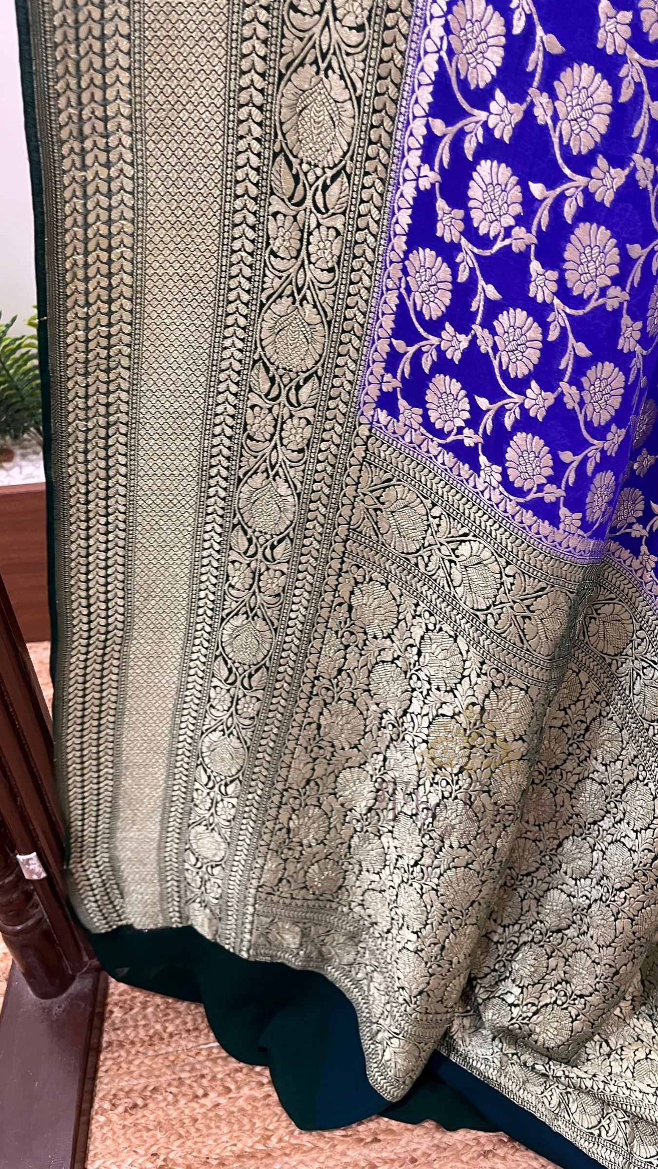 Khaddi Georgette Banarasi Saree - Water Zari