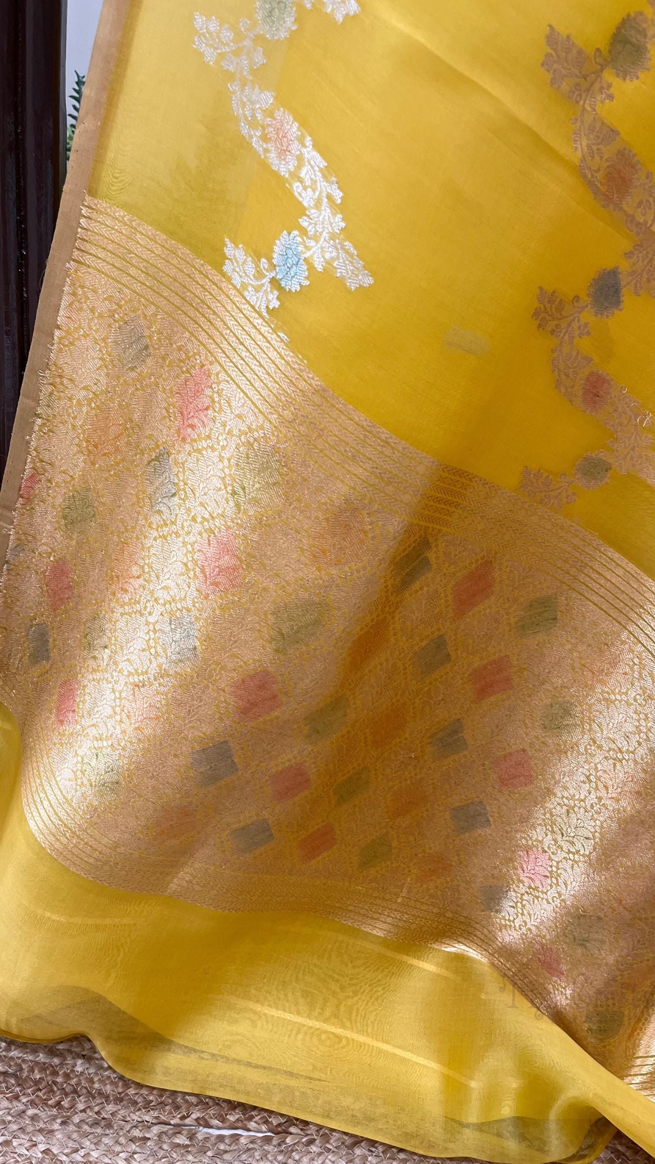 Pure Kora Silk Handloom Banarasi Saree