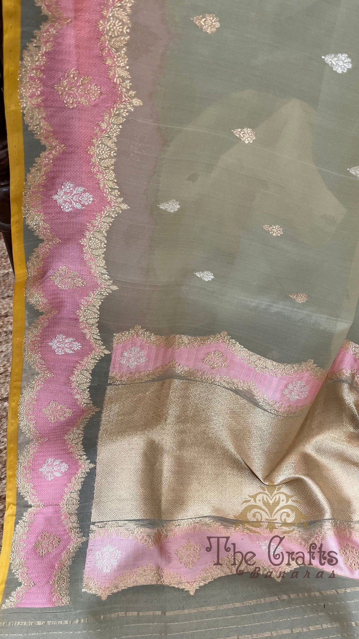 Pure Kora Silk Handloom Banarasi Saree - Kadhua Sona Rupa Bootis with Meenakari Border