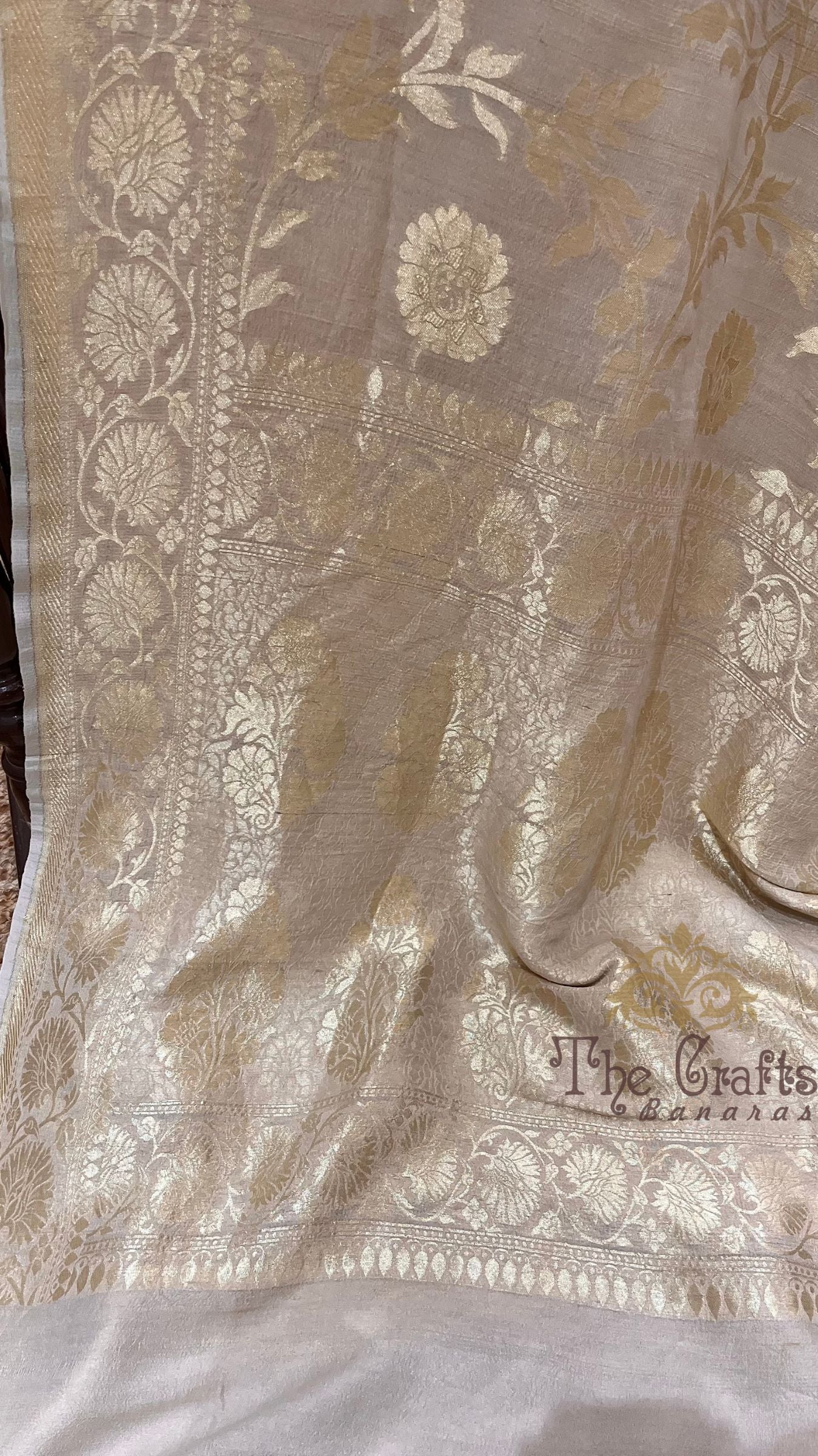 Pure Munga Silk Handloom Banarasi Saree - Jaal Work