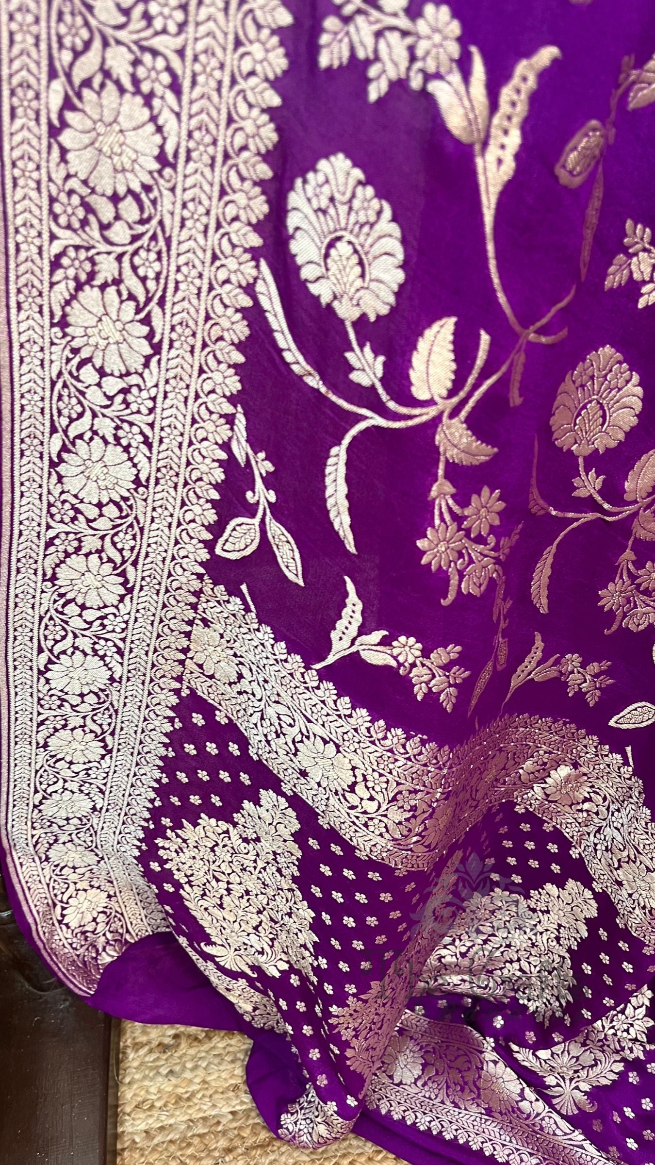 Khaddi Georgette Handloom Banarasi Saree
