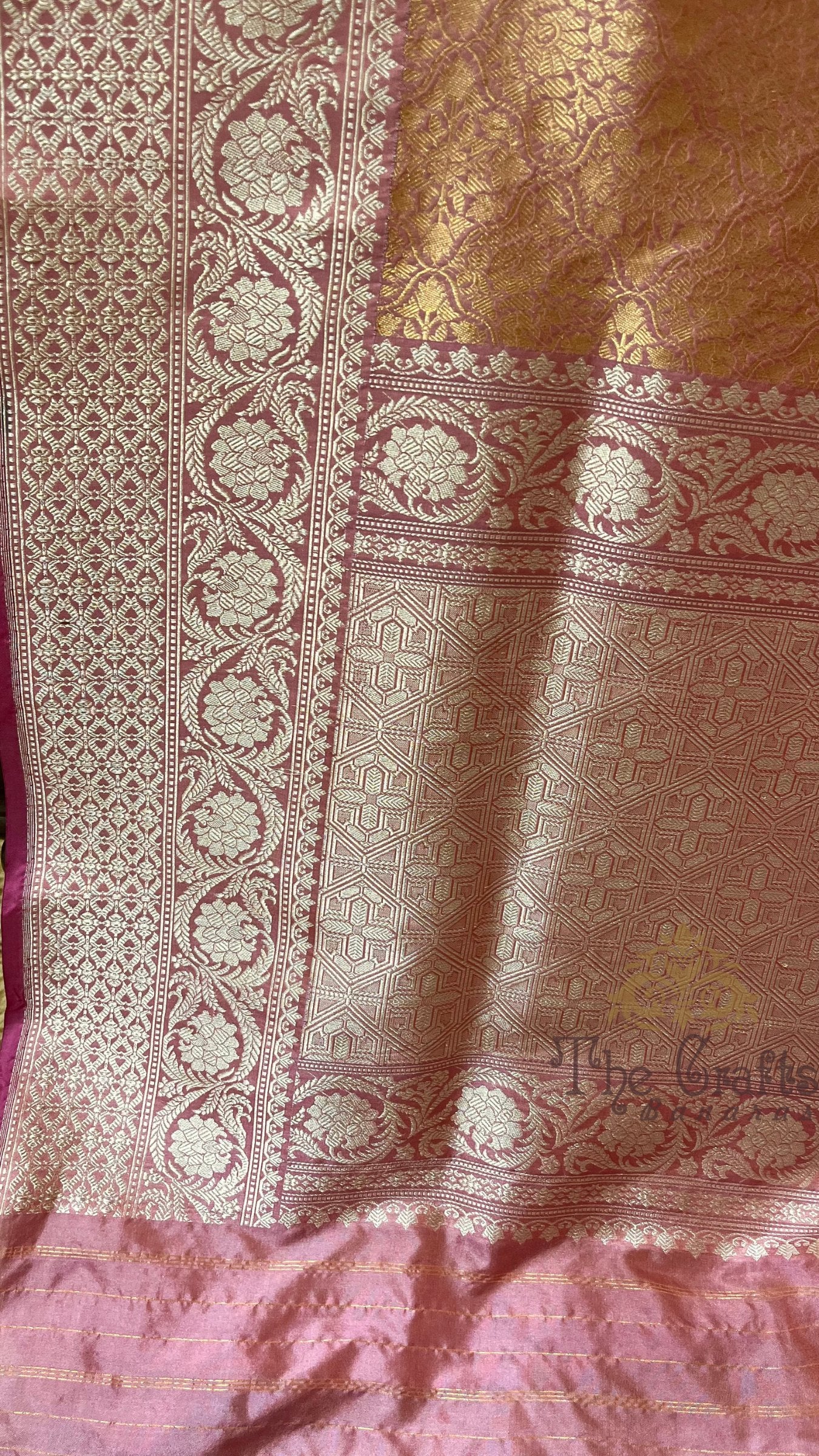 Pure Katan Silk Handloom Banarasi Saree - Kadhua Tanchui Brocade