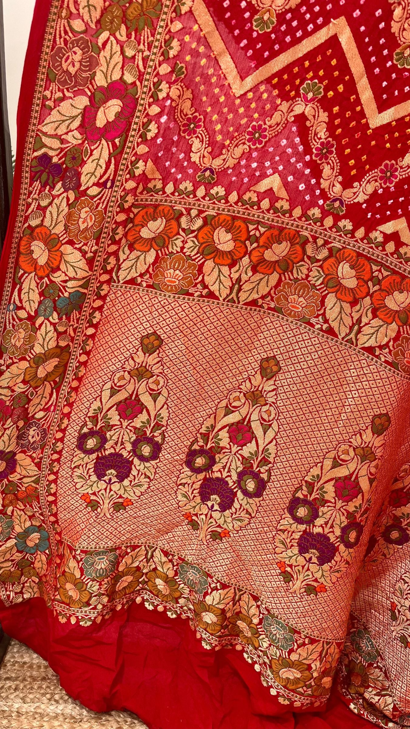 Khaddi Georgette Banarasi Handloom Bandhej Dupatta
