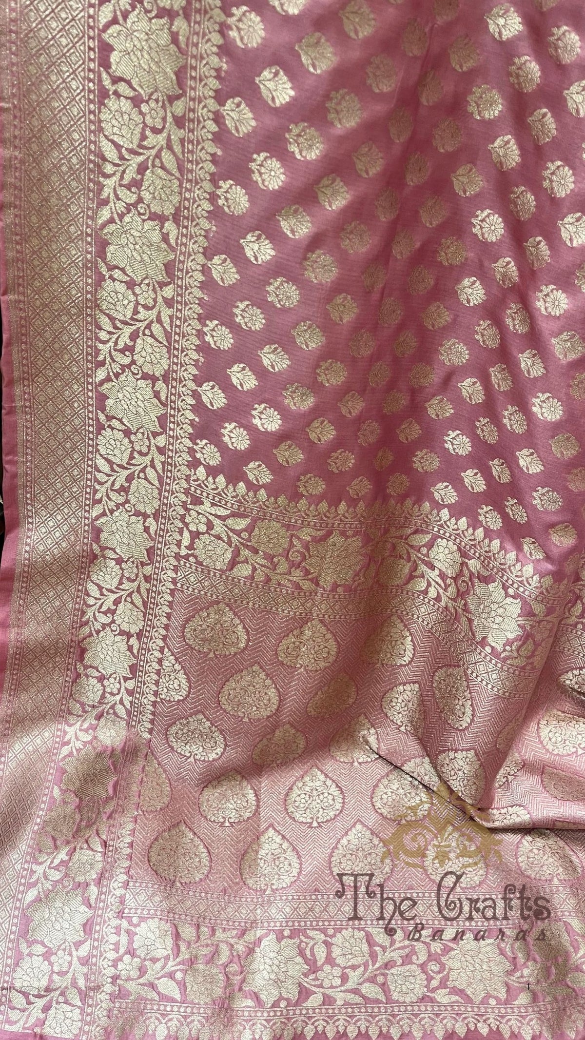 Pure Katan Silk Handloom Banarasi Saree - Jaal work