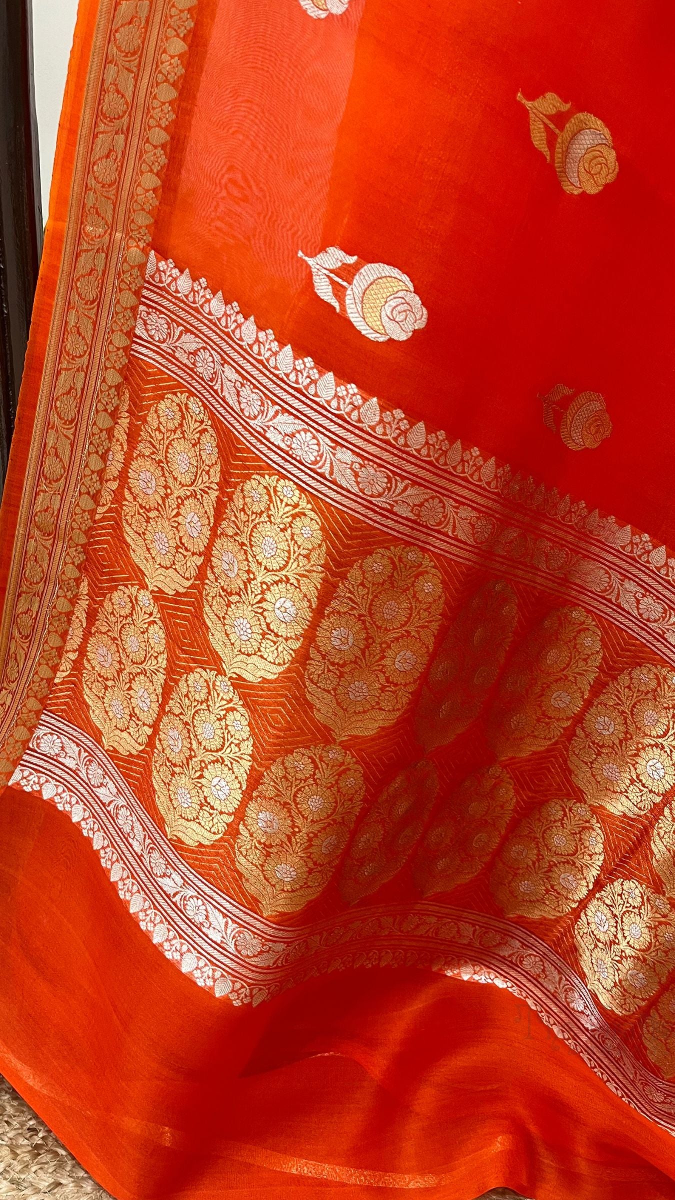 Pure Kora Silk Handloom Banarasi Saree
