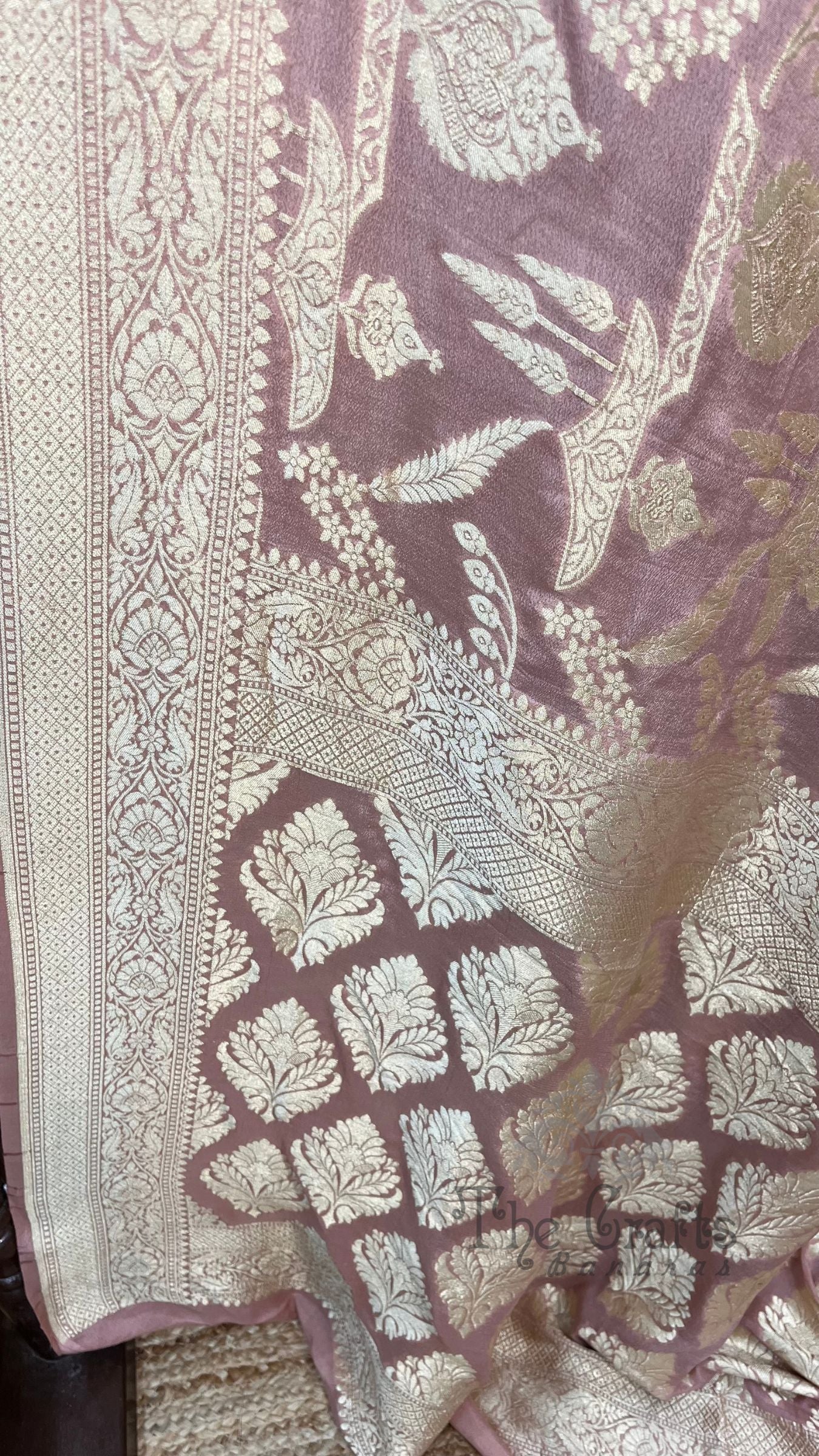 Khaddi Georgette Handloom Banarasi Saree