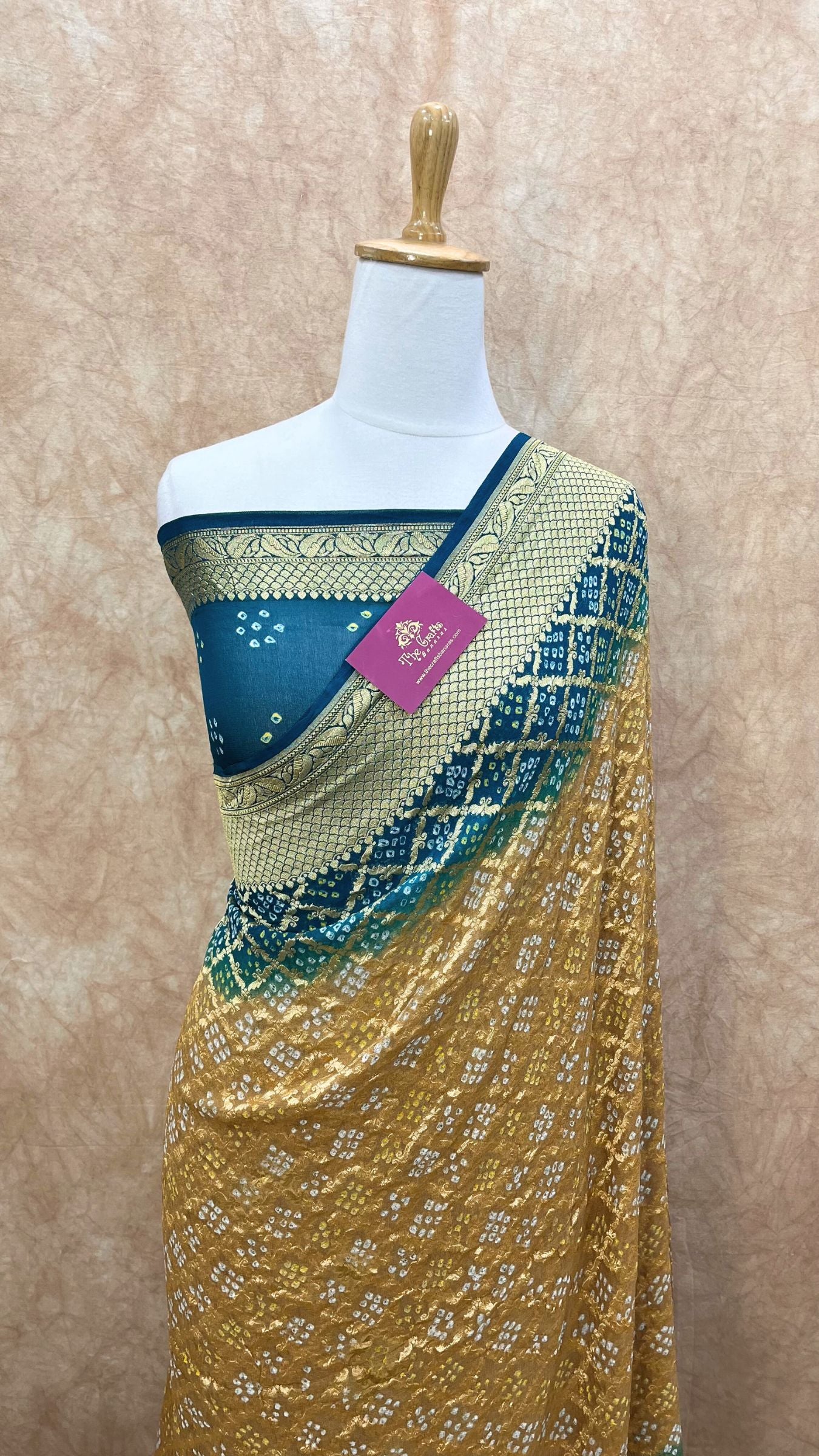 Pure Georgette Banarasi Handloom Bandhej Saree