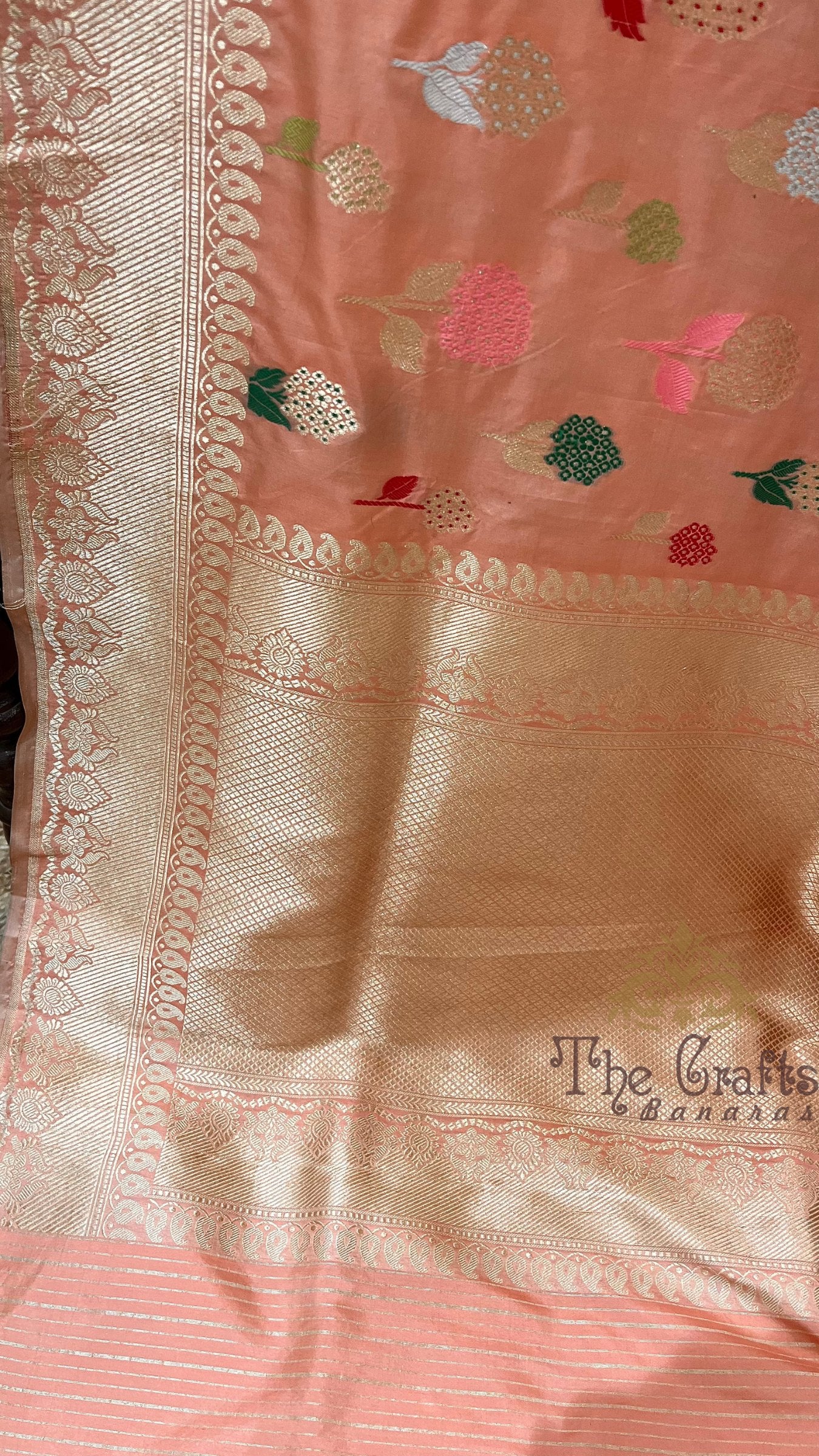 Pure Katan Silk Handloom Banarasi Saree - with Meenakari Jaal Work