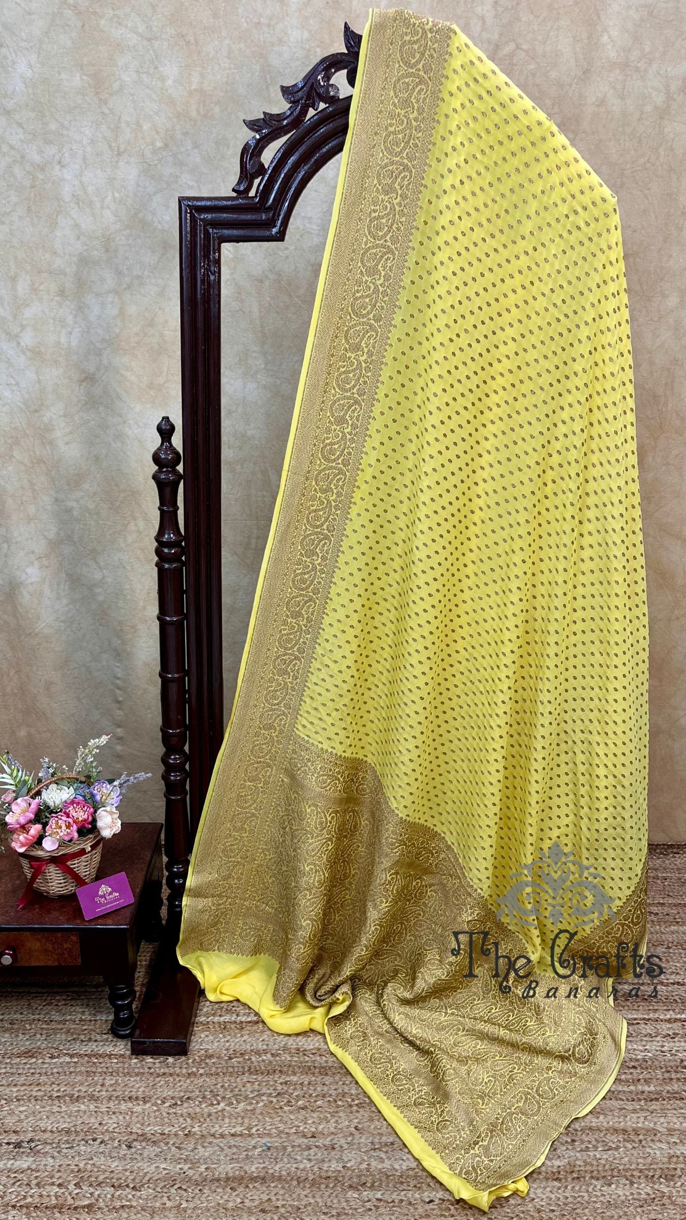 Pure Crepe Georgette Banarasi Saree - Antique Zari
