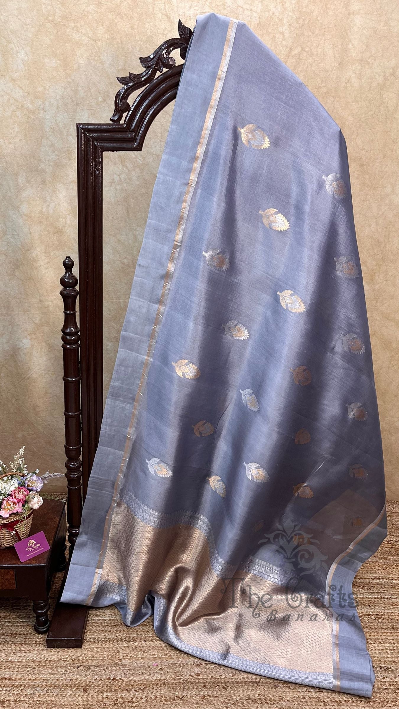 Pure Raw Mango Silk Handloom Banarasi Saree