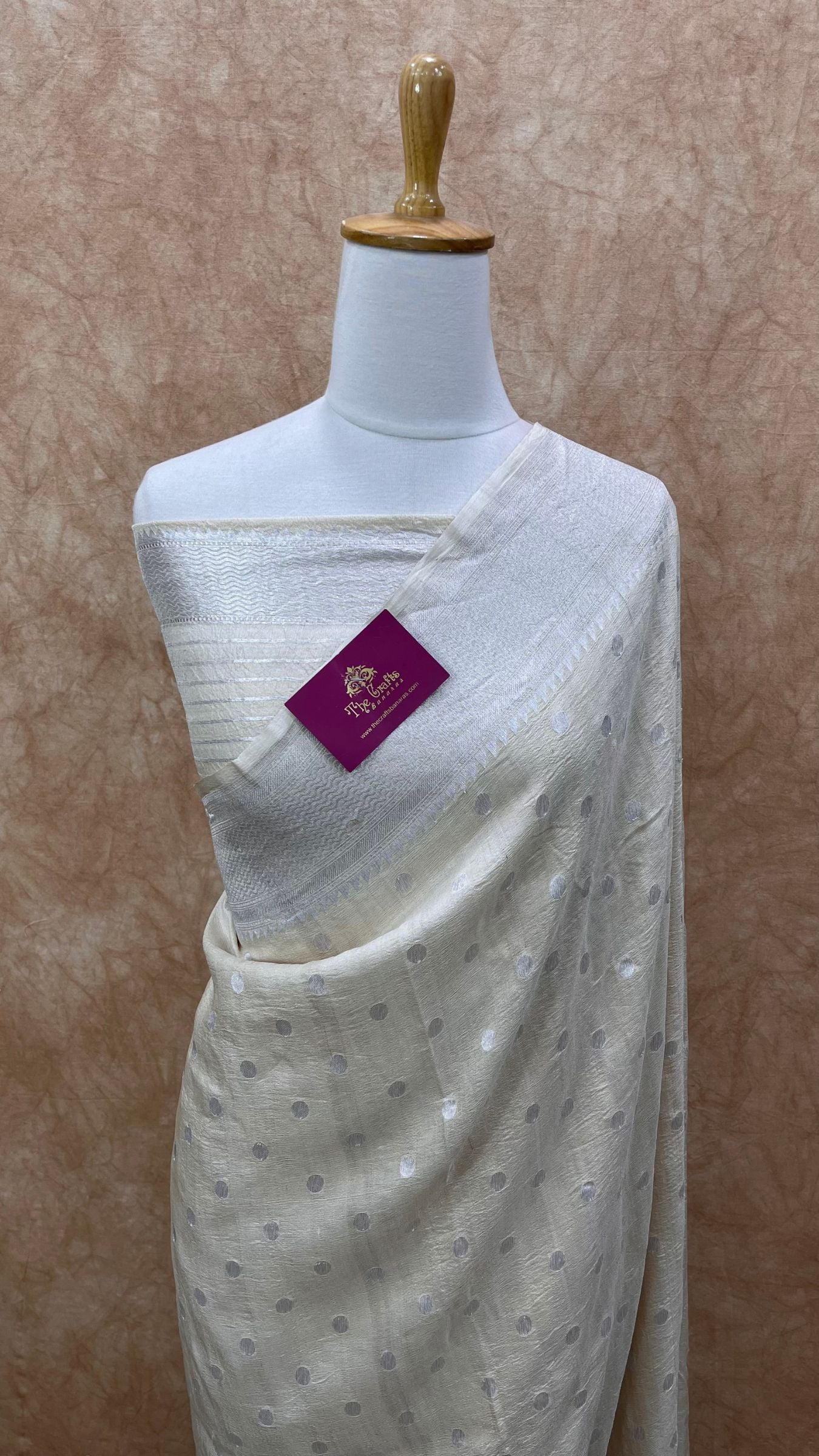 Tussar Georgette Handloom Banarasi Saree - Meenakari