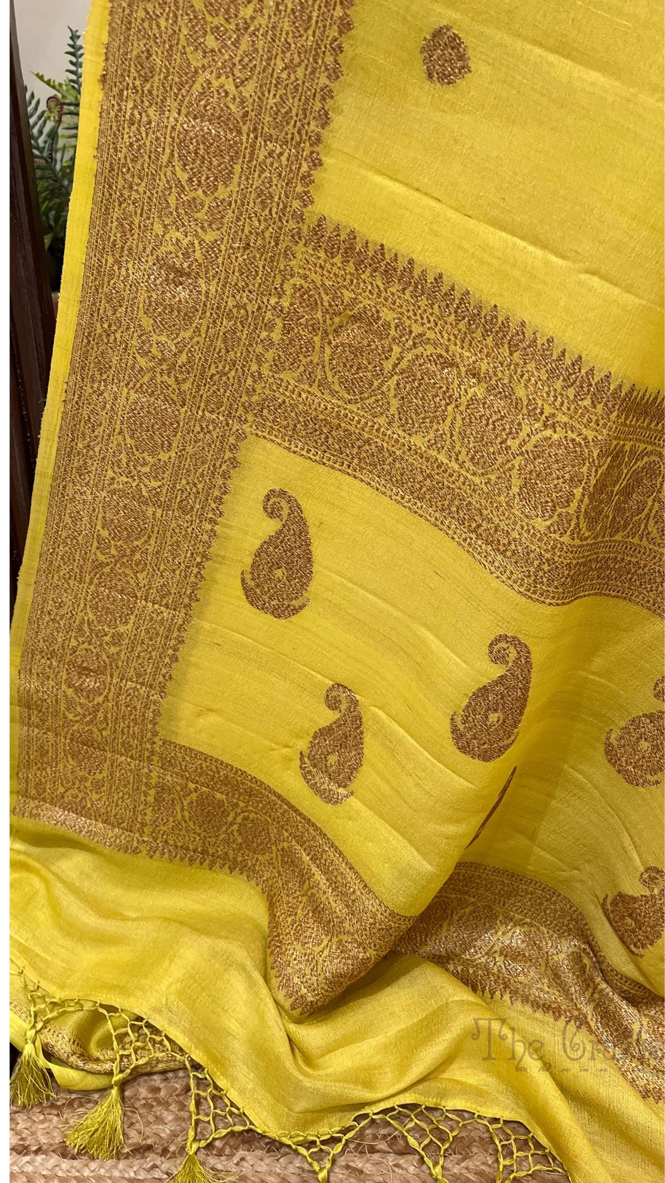 Tussar Georgette Handloom Banarasi Saree - Antique Zari