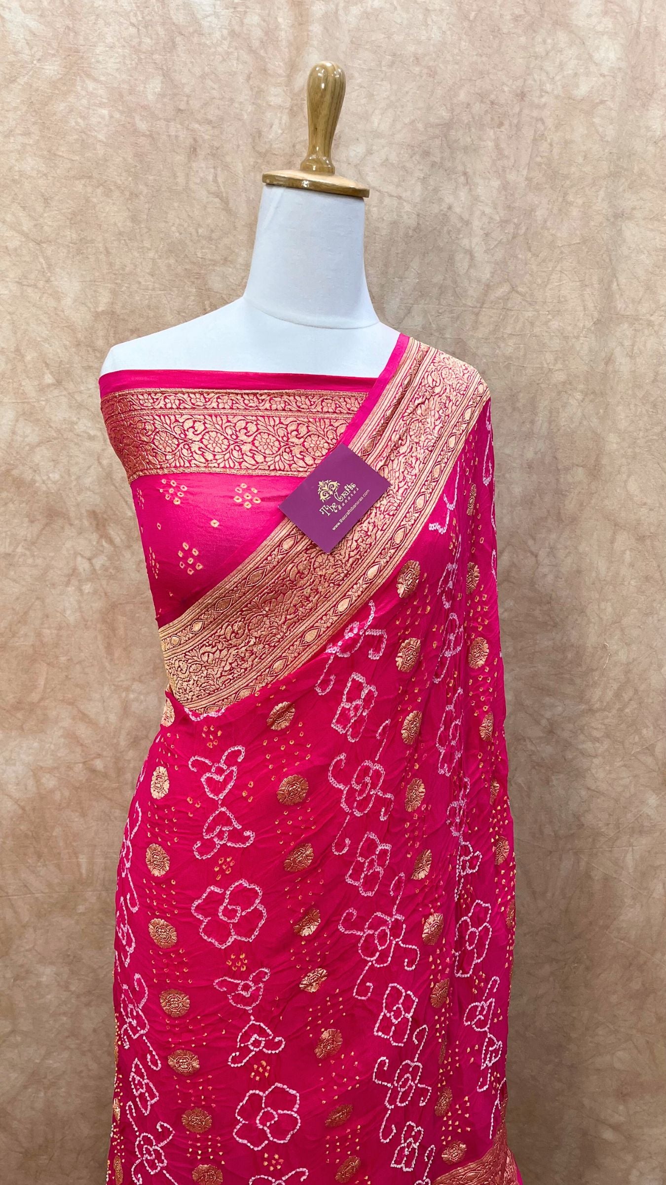 Pure Georgette Banarasi Handloom Bandhej Saree