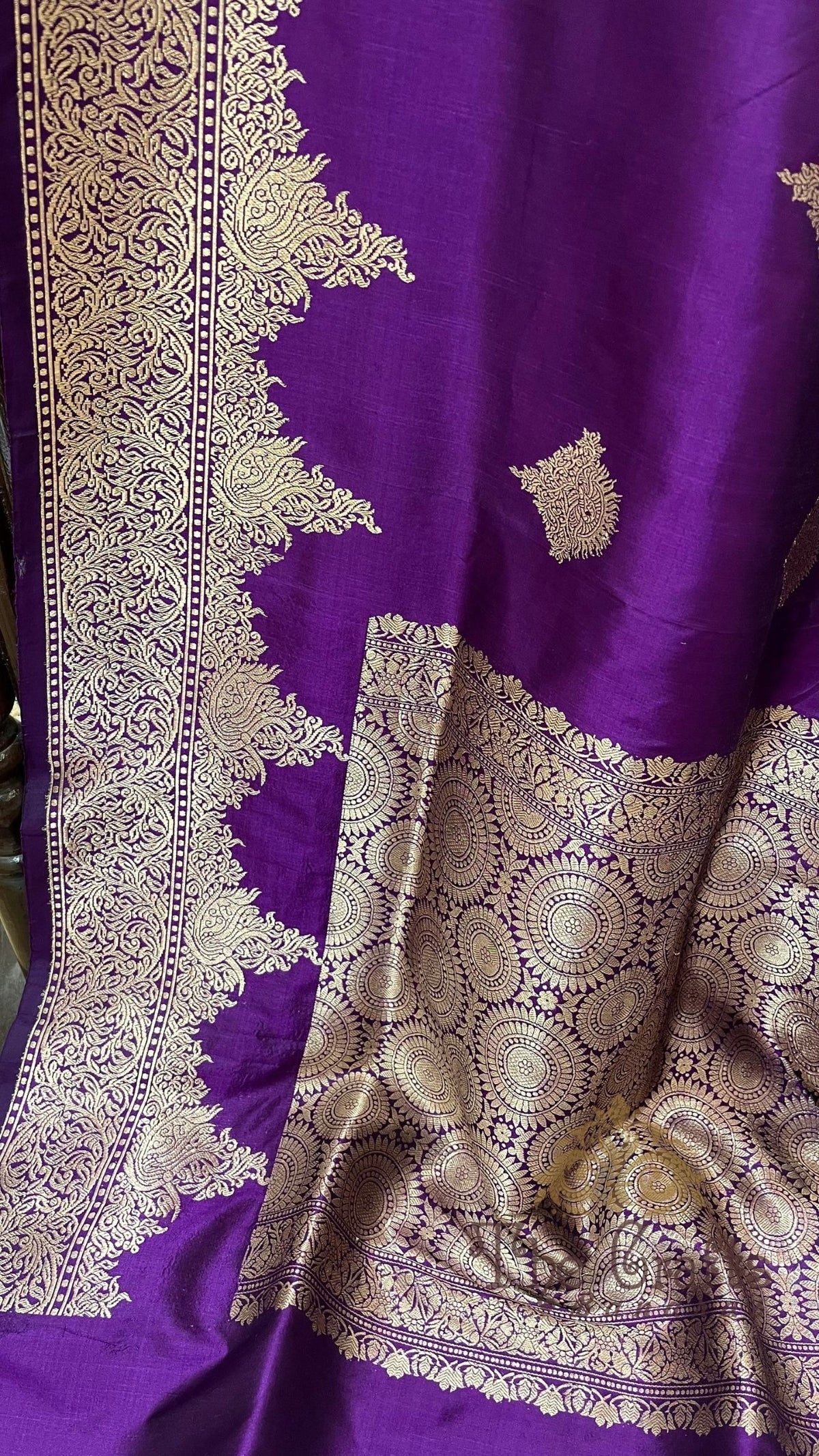 Pure Katan Silk Handloom Banarasi Saree - Kadhua work