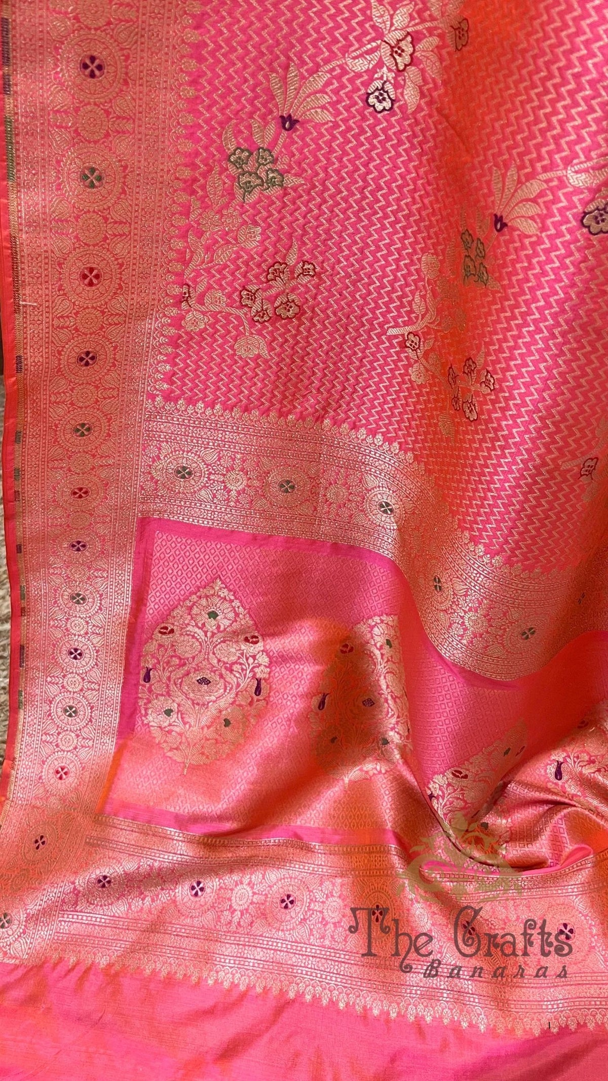 Pure Katan Silk Handloom Banarasi Saree - Tanchui Brocade Meena
