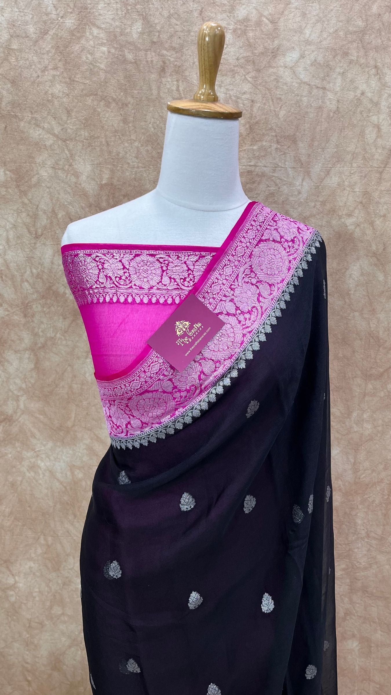 Pure Georgette Handloom Banarasi Saree